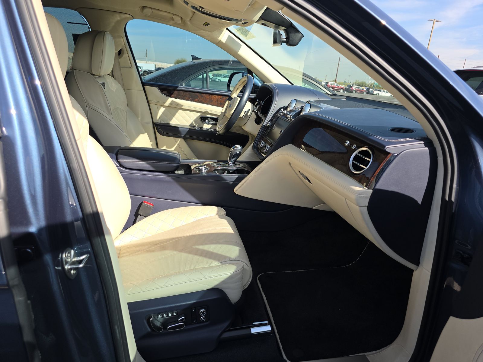 2019 Bentley Bentayga V8 AWD