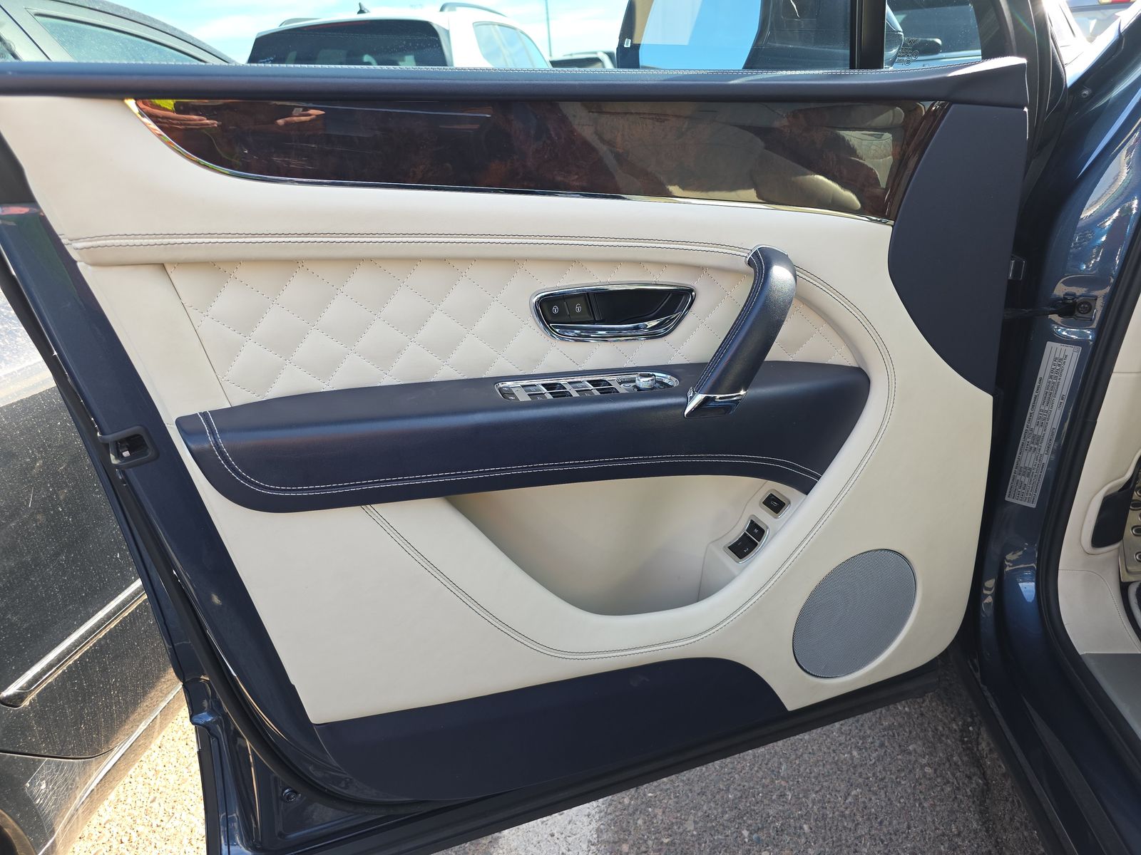 2019 Bentley Bentayga V8 AWD