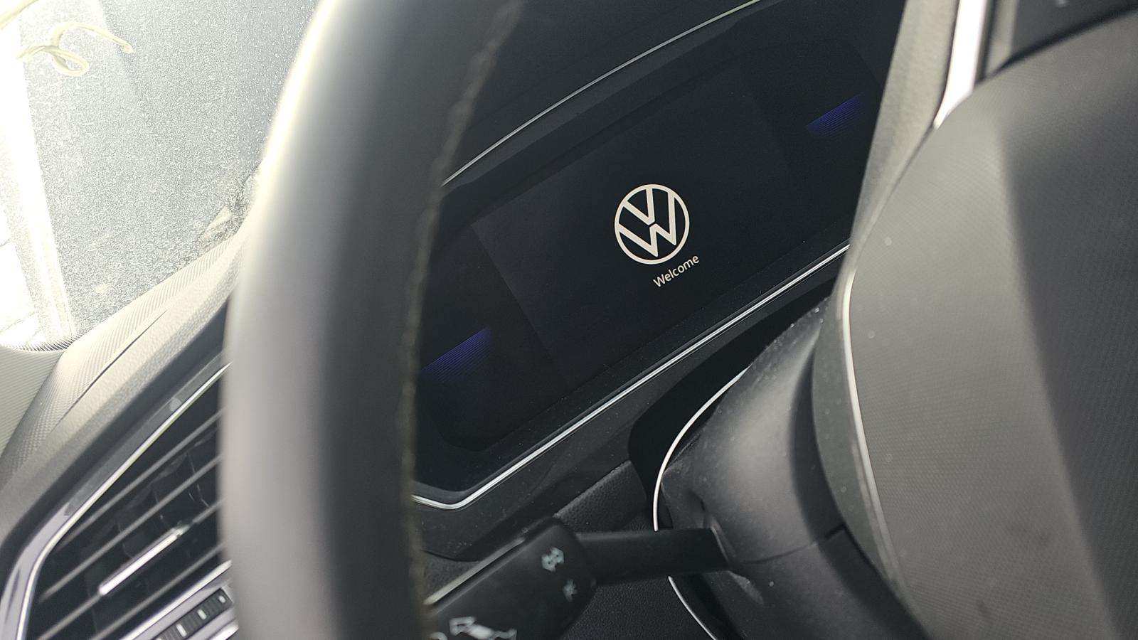 2022 Volkswagen Tiguan 2.0T SE FWD