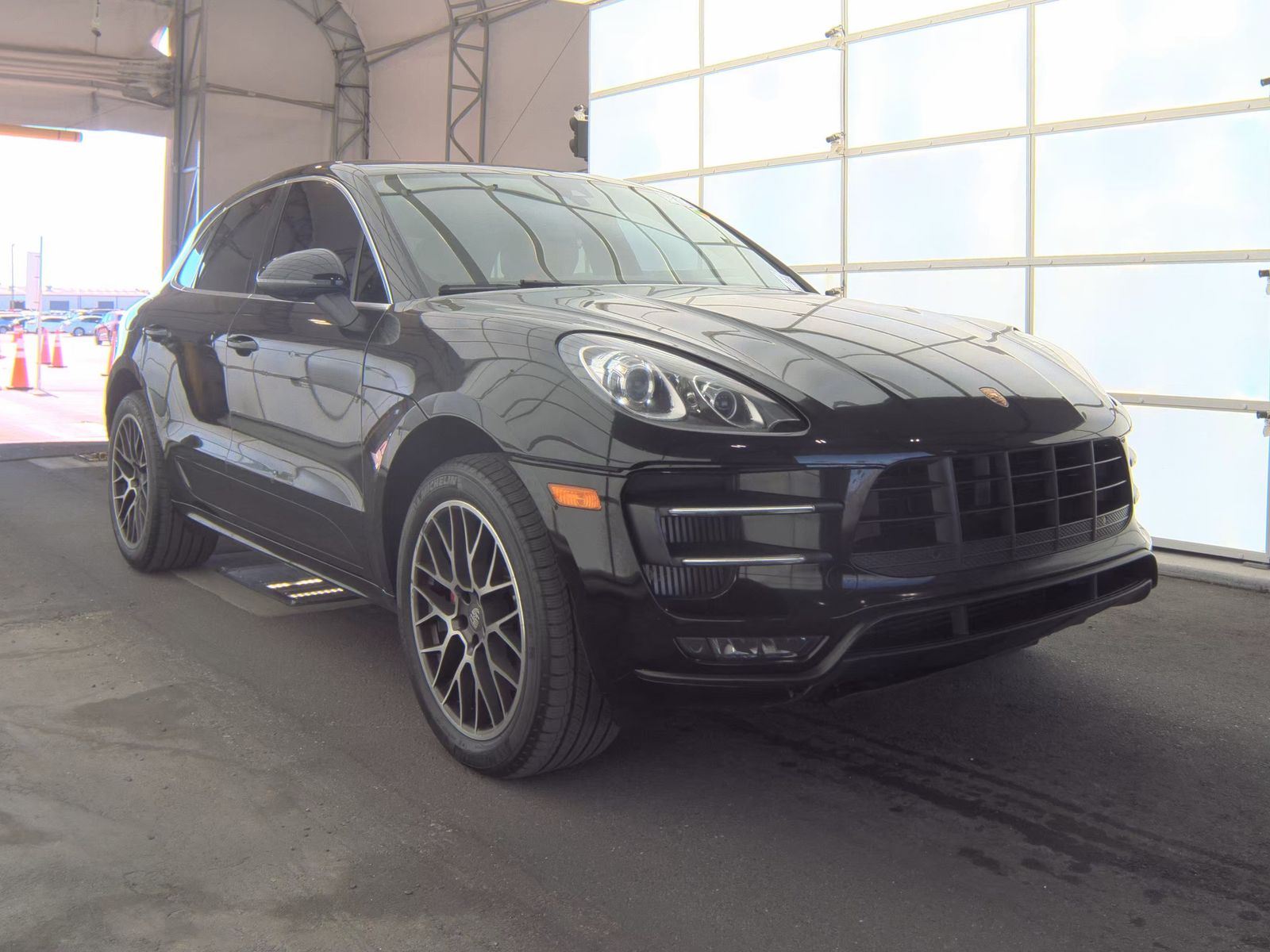 2016 Porsche Macan Turbo AWD