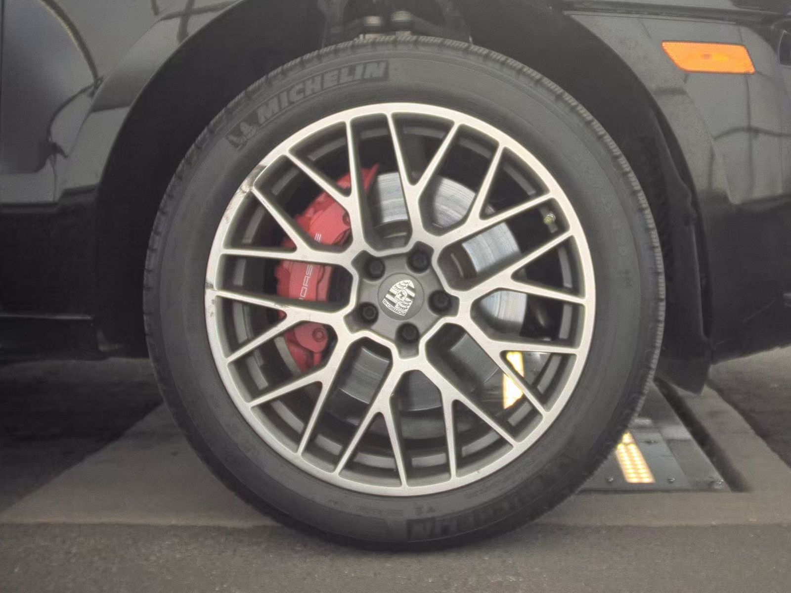 2016 Porsche Macan Turbo AWD