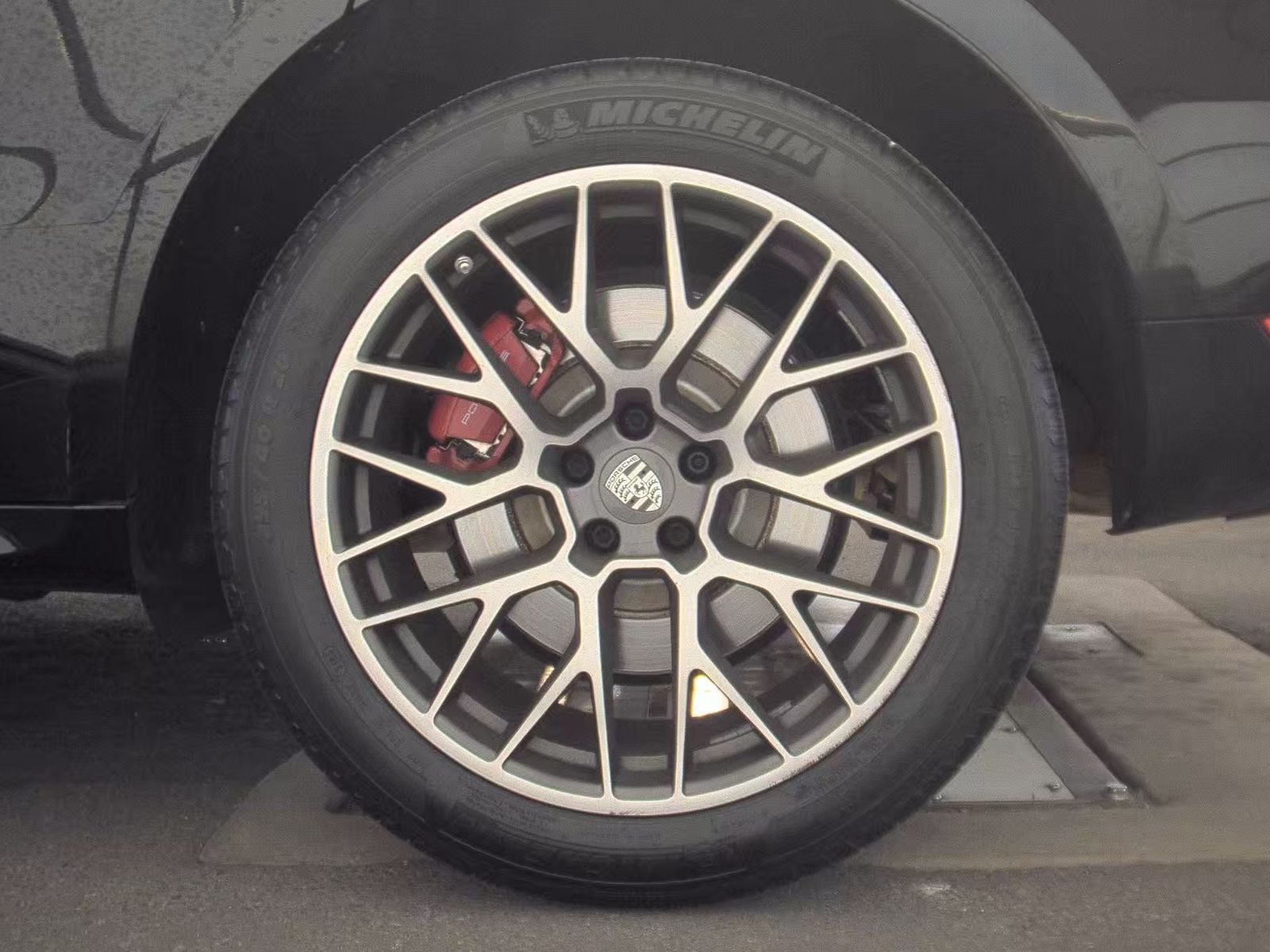 2016 Porsche Macan Turbo AWD