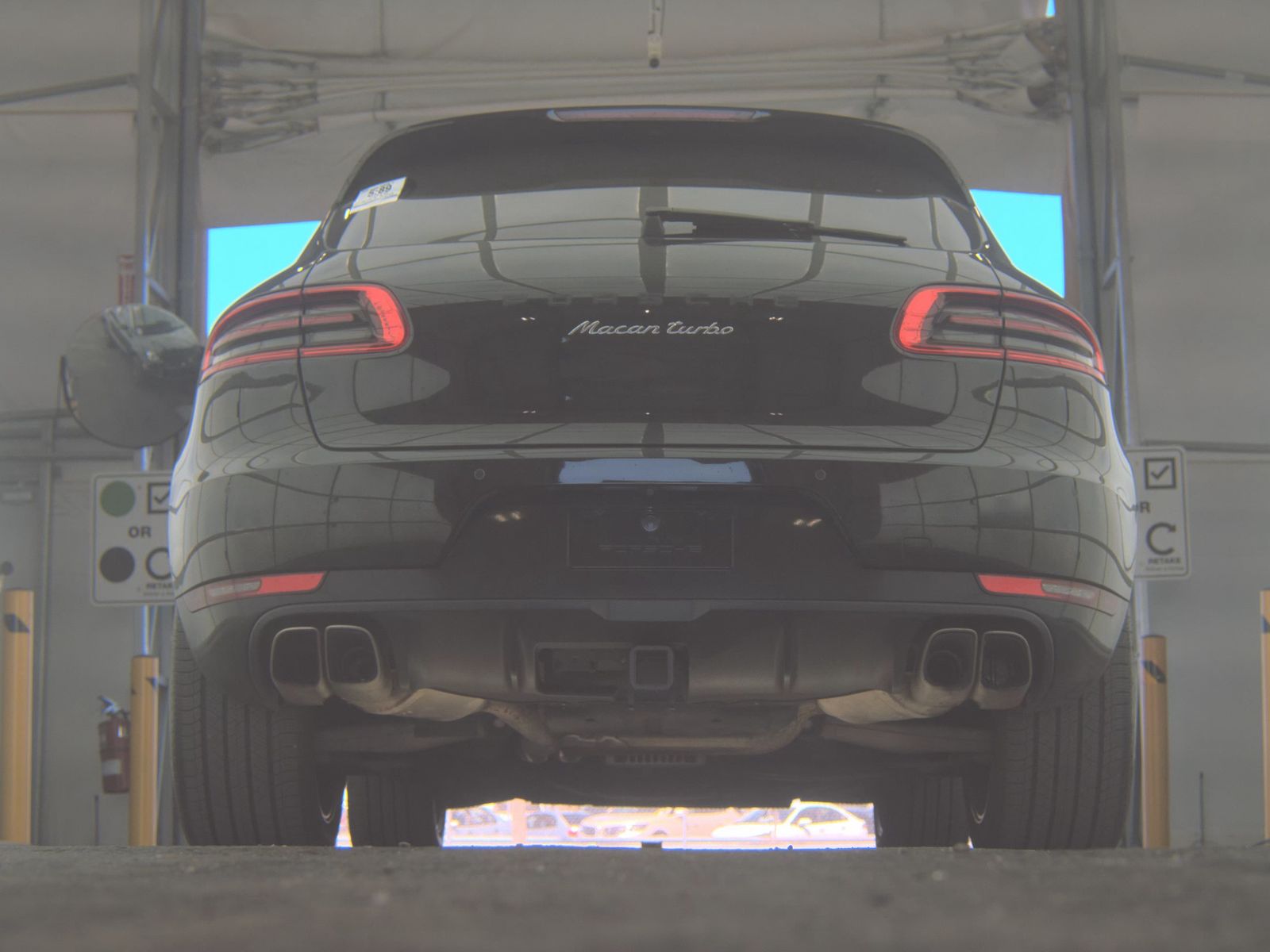 2016 Porsche Macan Turbo AWD