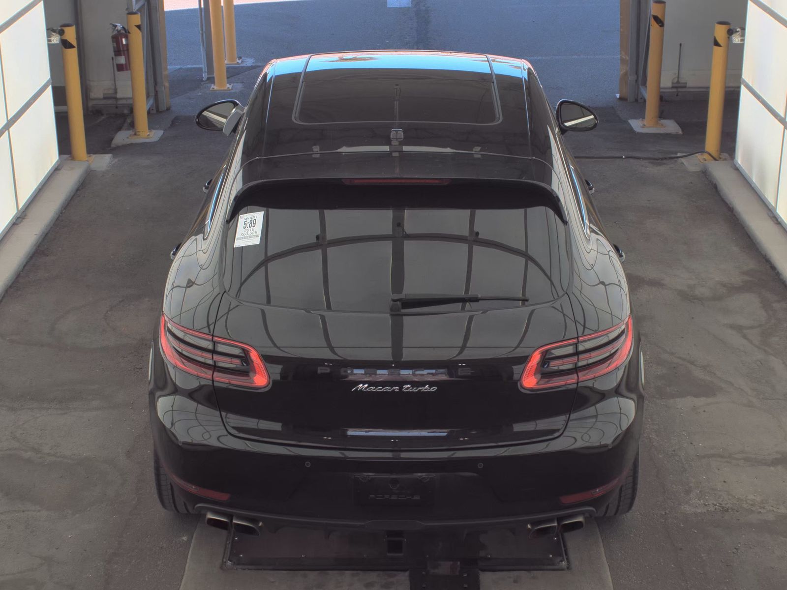 2016 Porsche Macan Turbo AWD