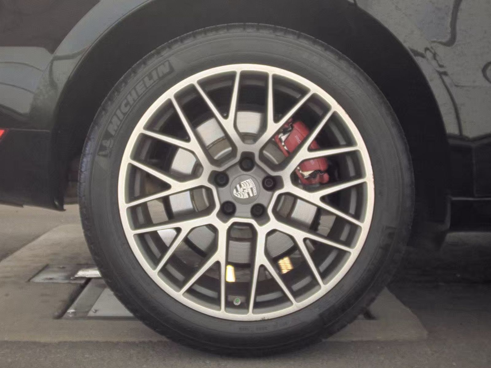 2016 Porsche Macan Turbo AWD