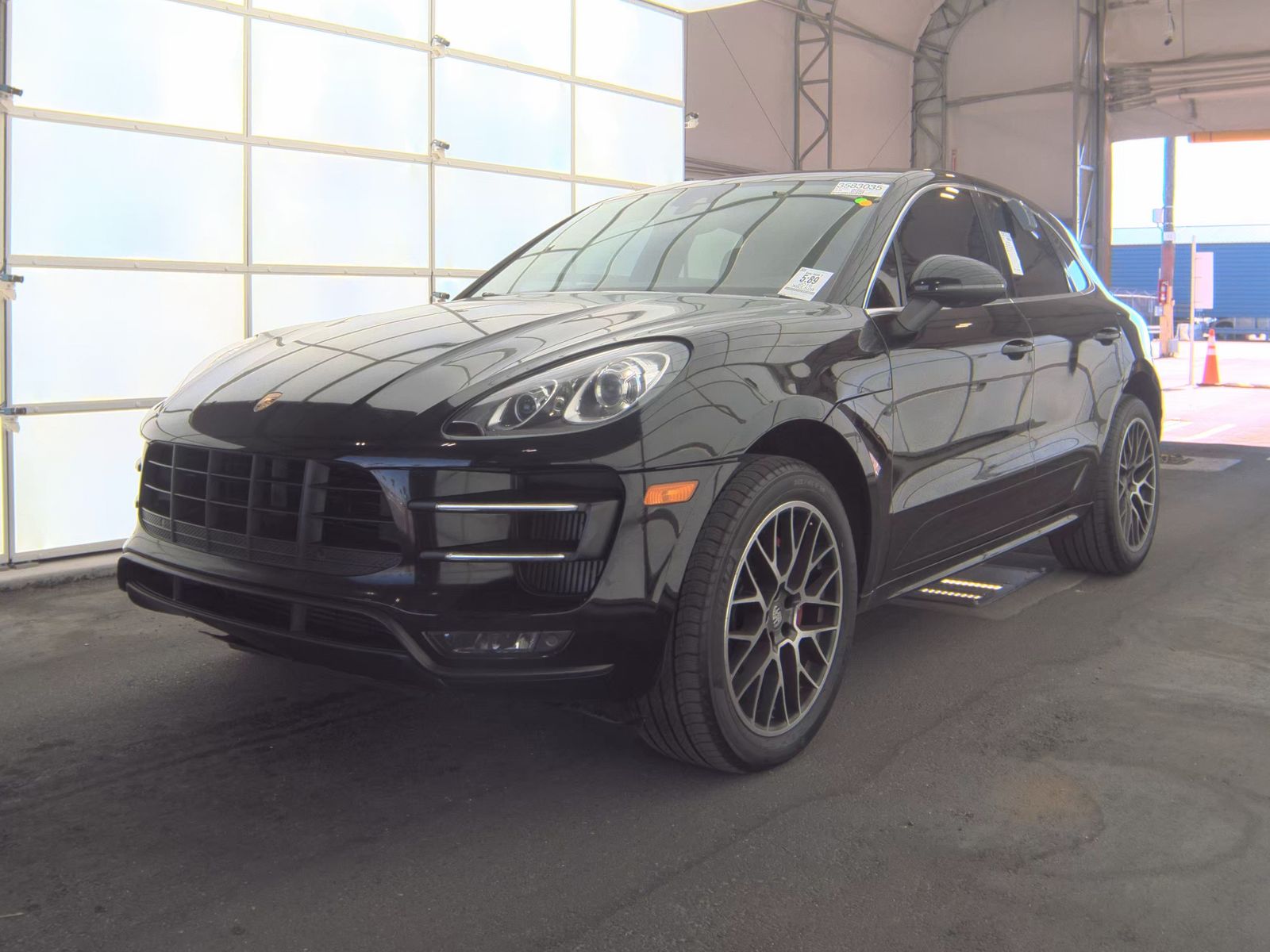 2016 Porsche Macan Turbo AWD
