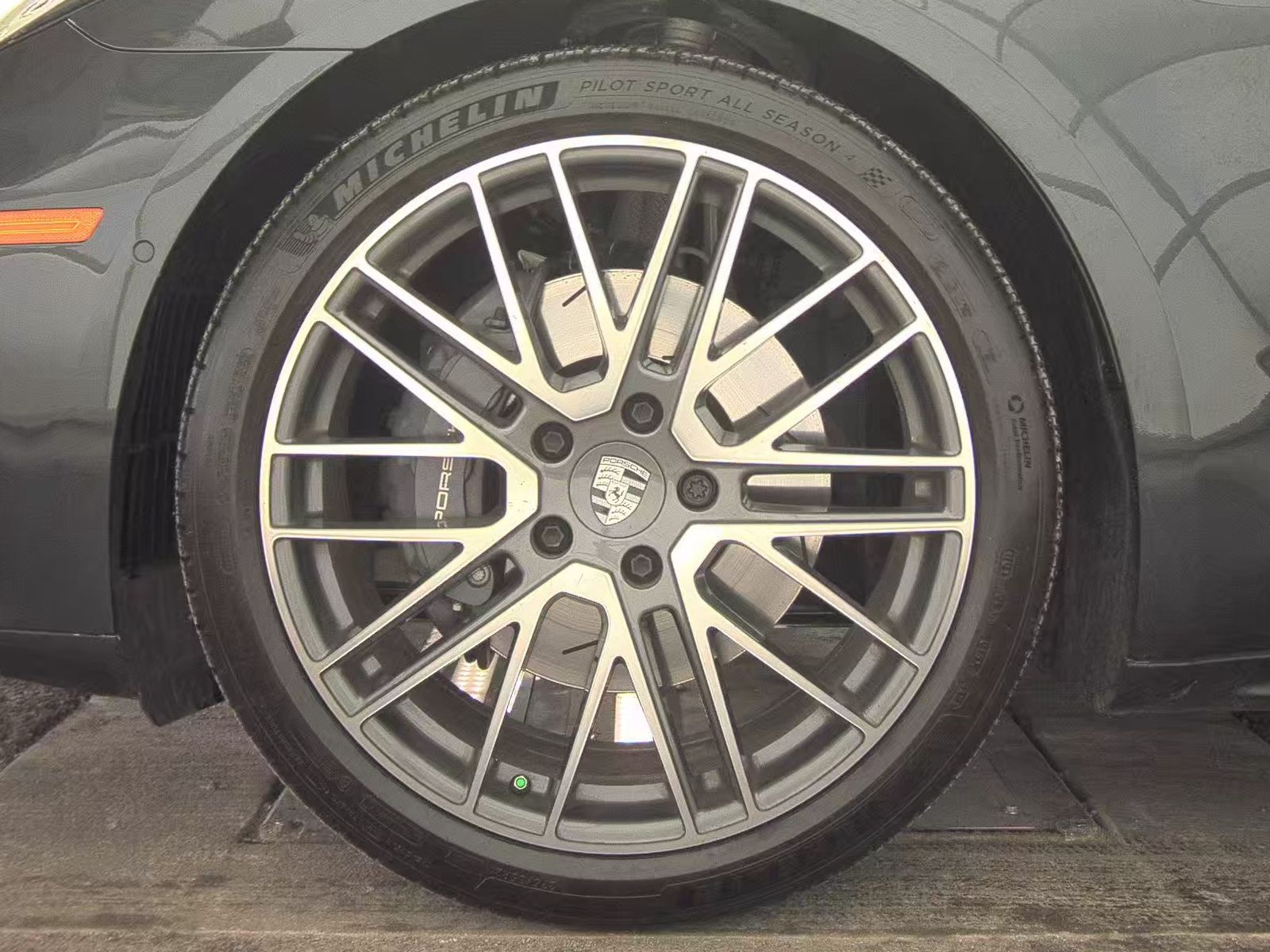 2024 Porsche Panamera Base RWD