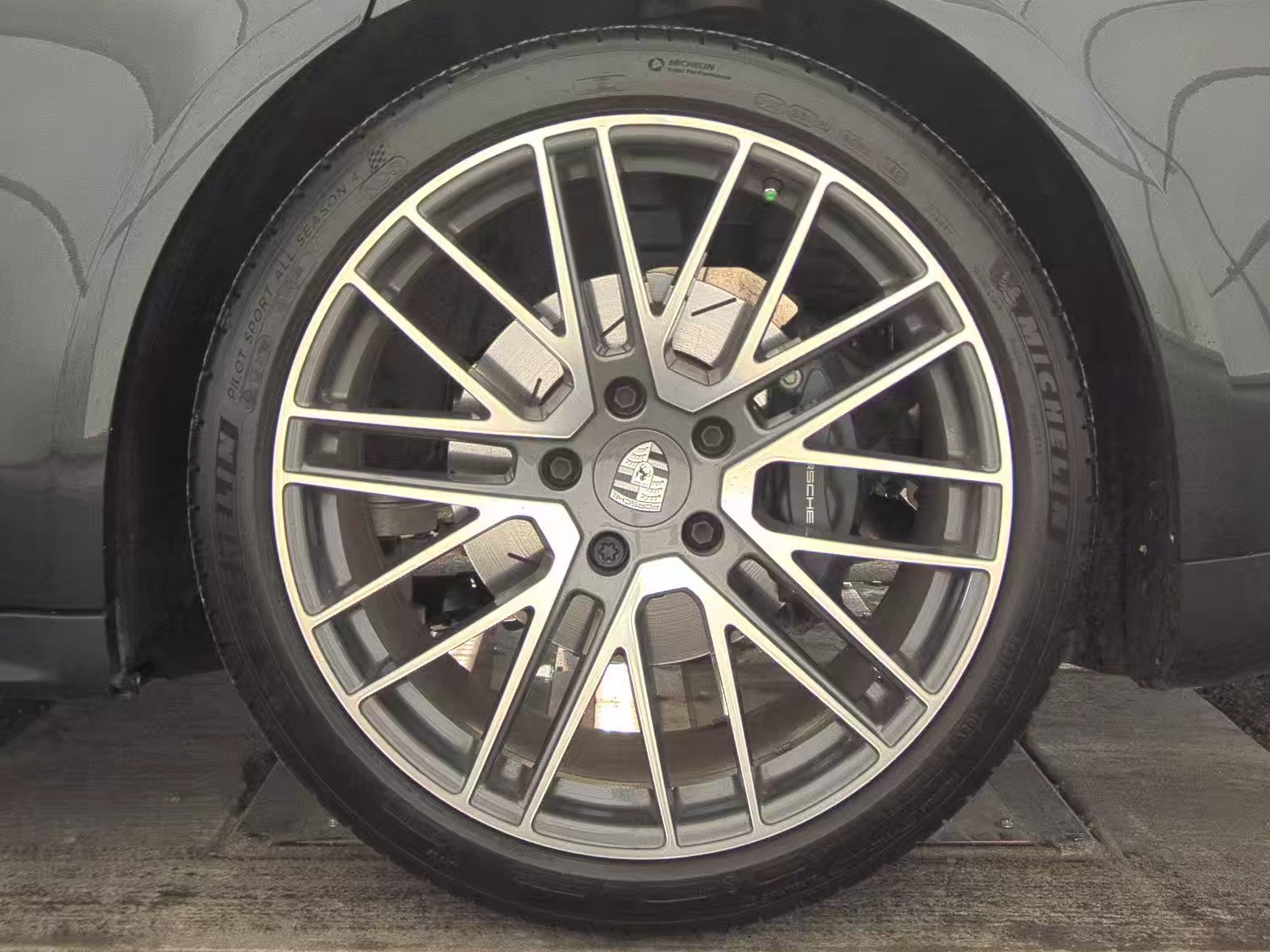 2024 Porsche Panamera Base RWD