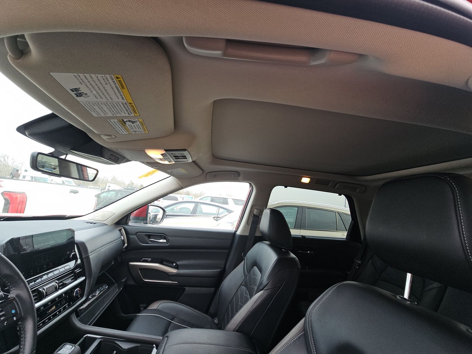 2024 Nissan Pathfinder Platinum FWD