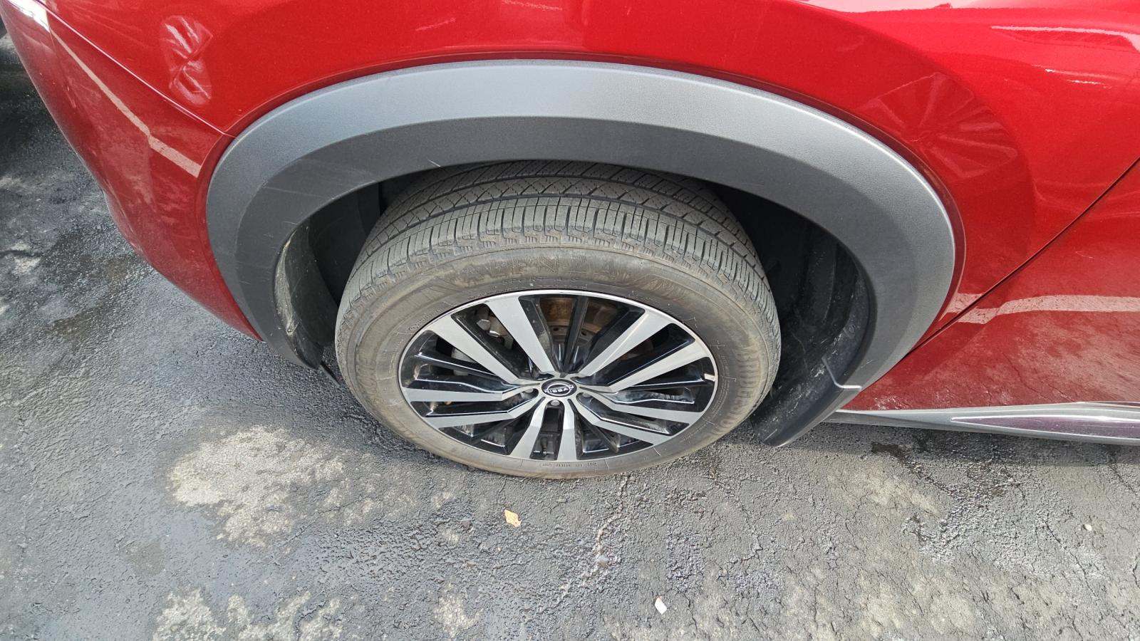 2024 Nissan Pathfinder Platinum FWD