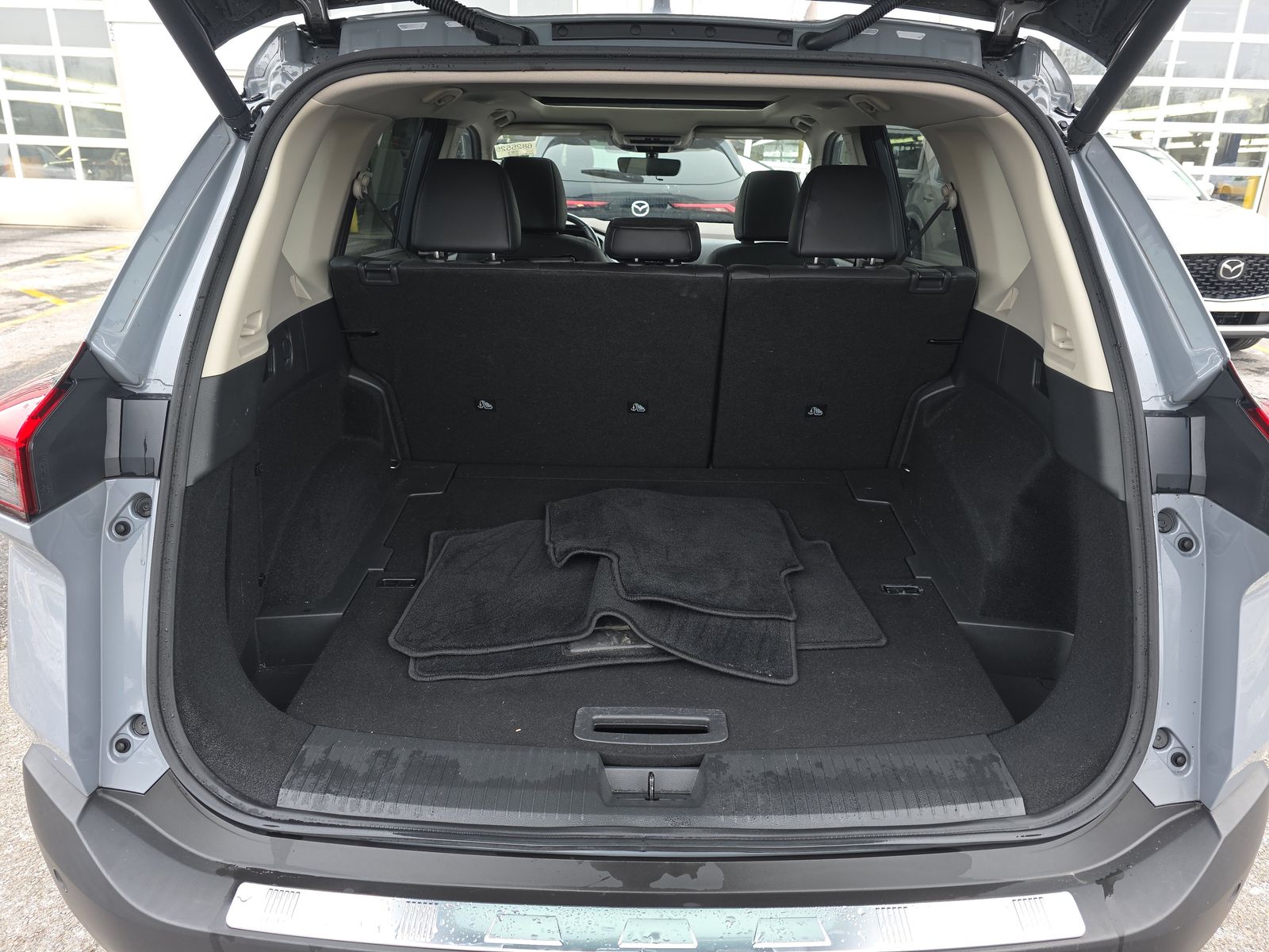 2023 Nissan Rogue Platinum AWD