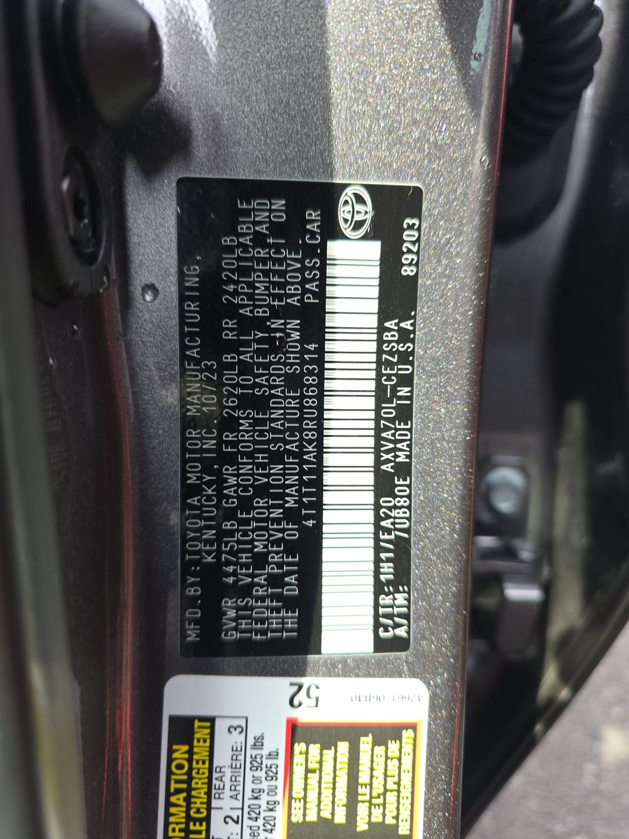 2024 Toyota Camry SE FWD