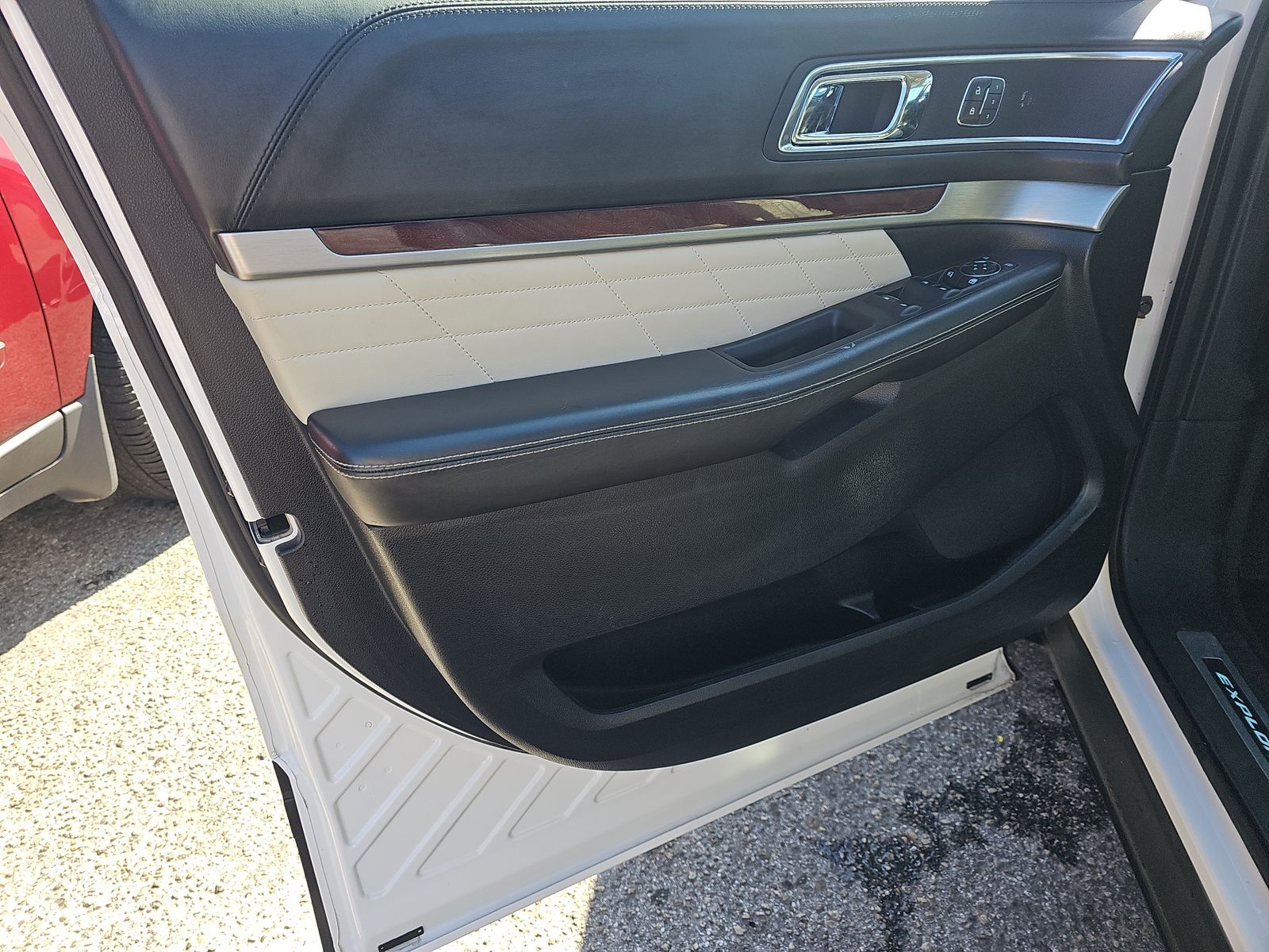 2017 Ford Explorer Platinum AWD