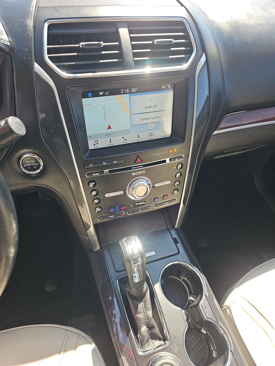 2017 Ford Explorer Platinum AWD