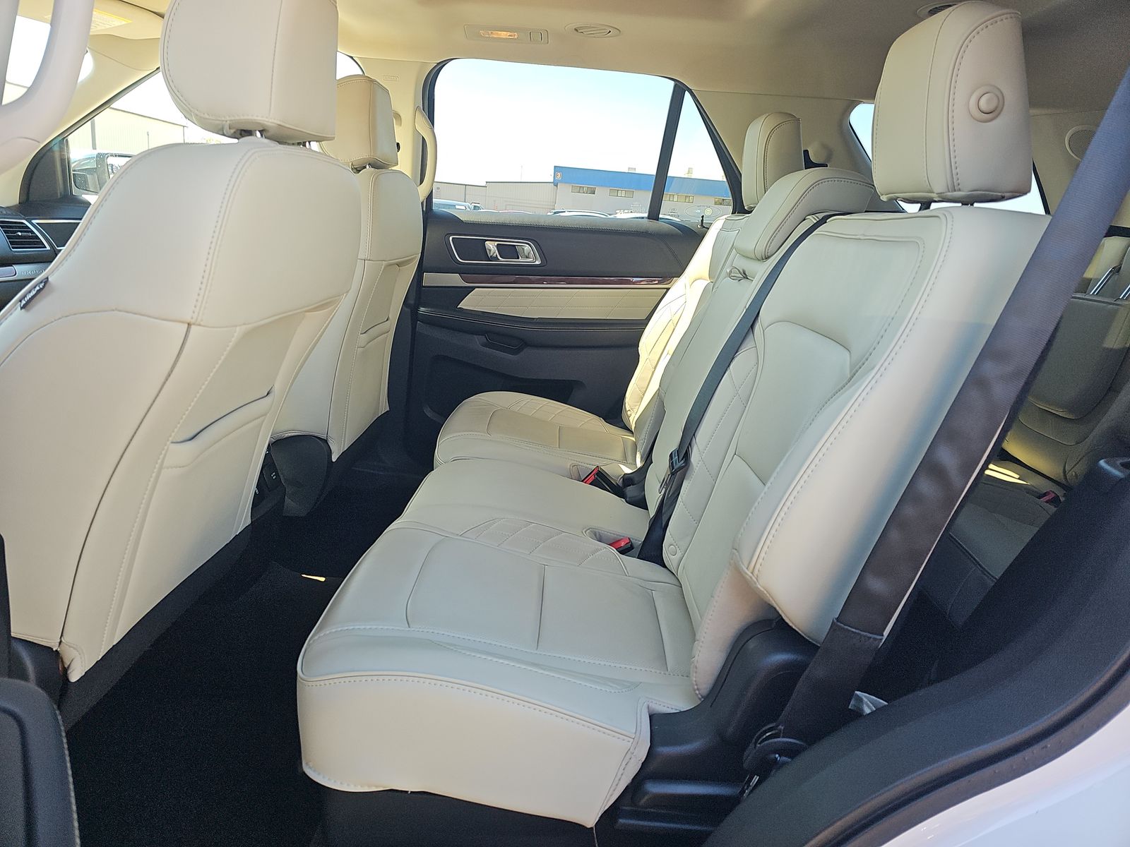 2017 Ford Explorer Platinum AWD