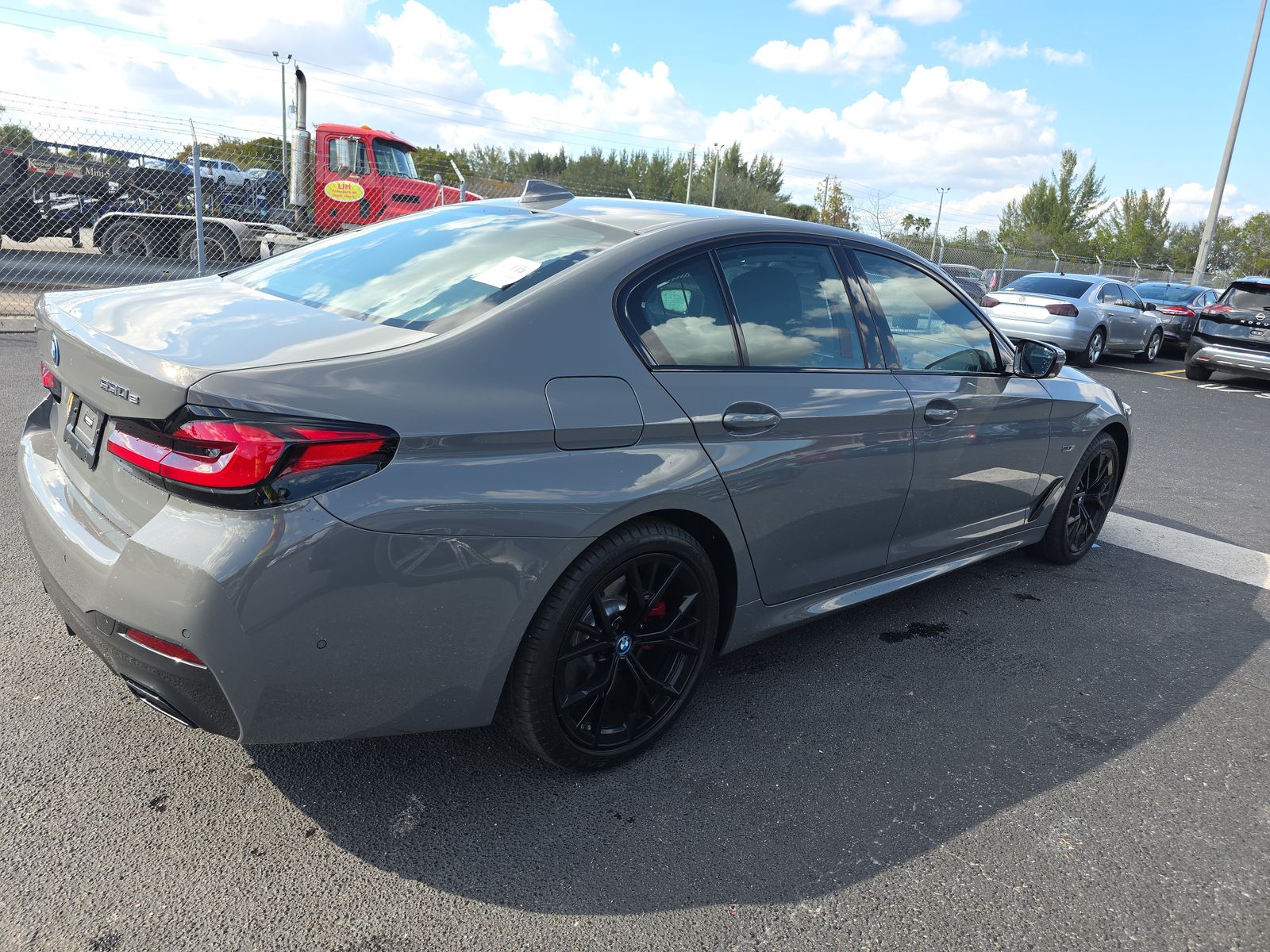 2022 BMW 5 Series 530e xDrive AWD