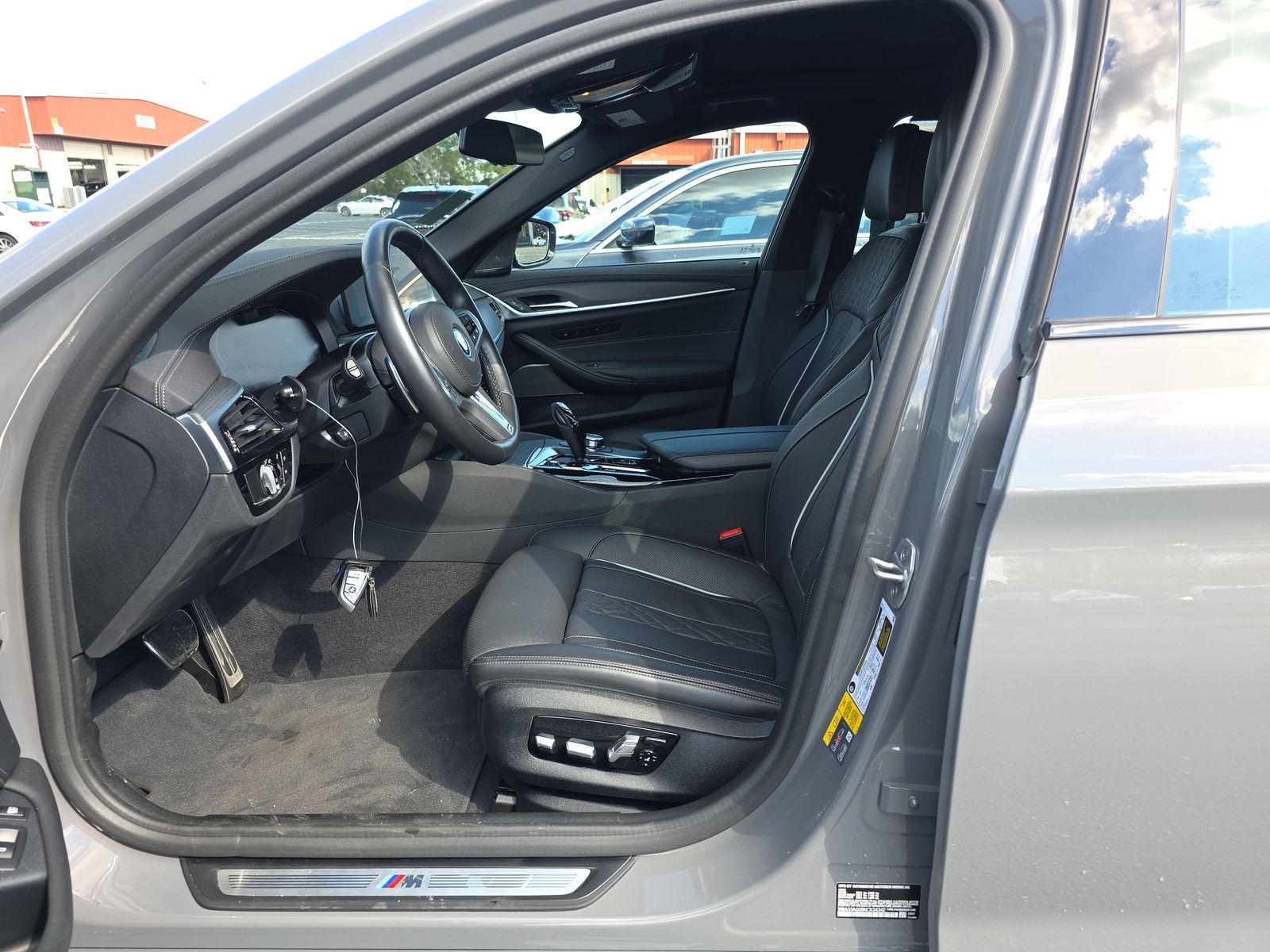 2022 BMW 5 Series 530e xDrive AWD