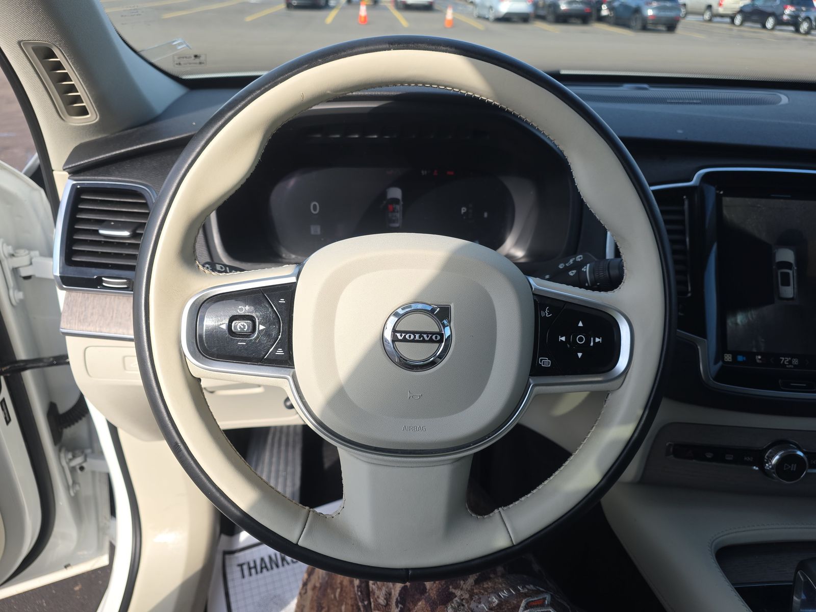 2023 Volvo XC90 B6 Plus AWD