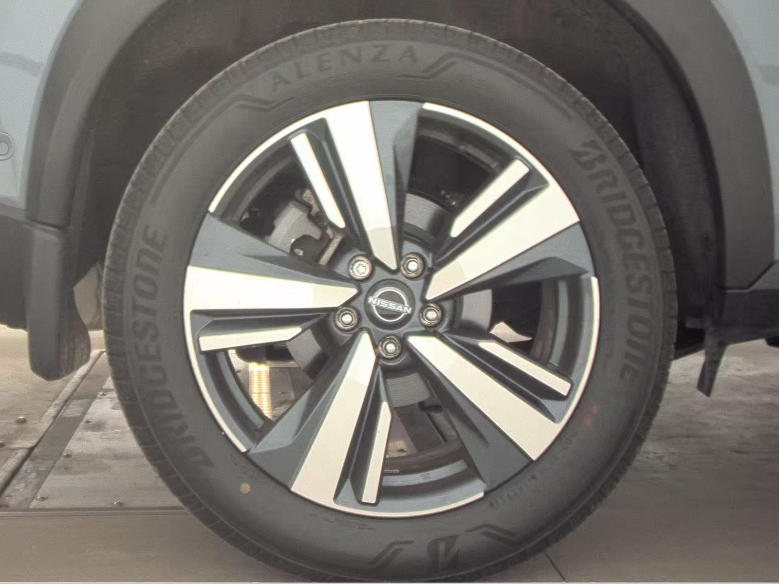 2023 Nissan Rogue Platinum AWD