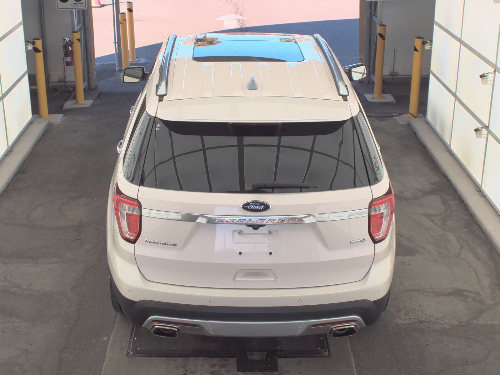 2017 Ford Explorer Platinum AWD