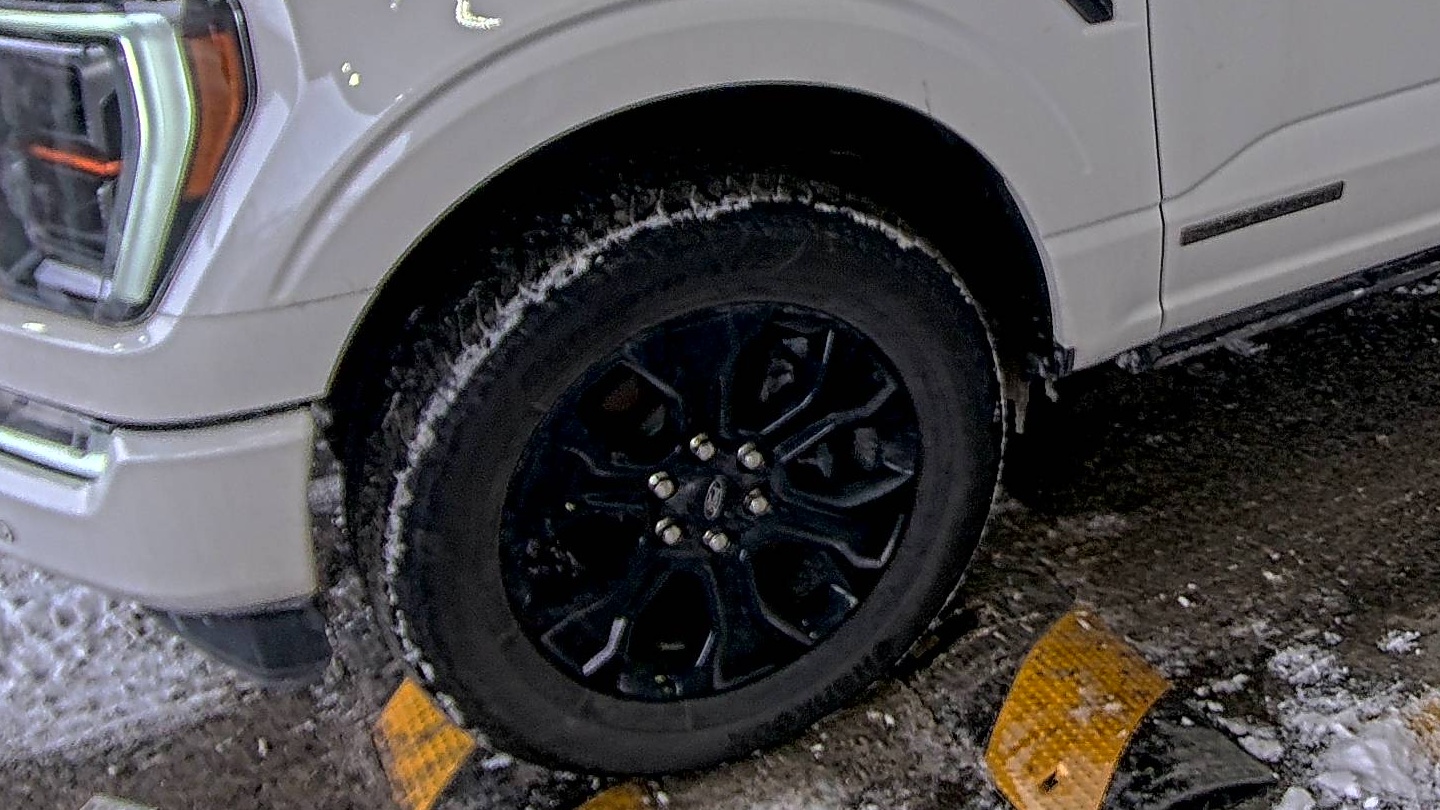 2022 Ford F-150 Hybrid Lariat AWD