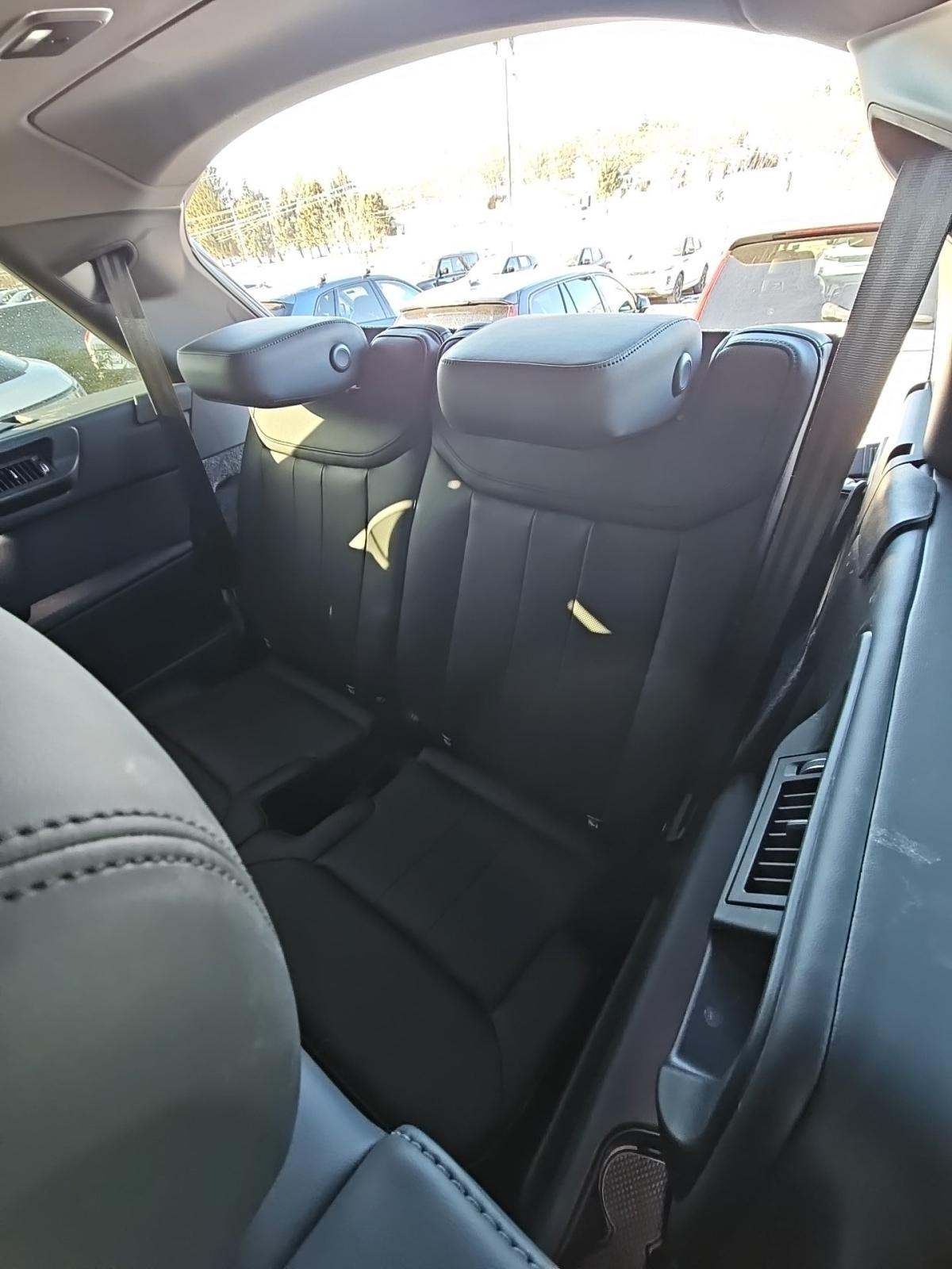 2024 Land Rover Range Rover SE LWB AWD