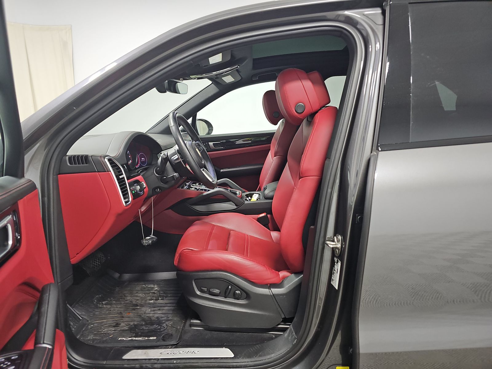 2022 Porsche Cayenne Base AWD