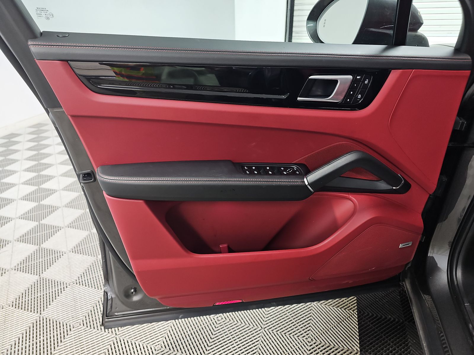 2022 Porsche Cayenne Base AWD