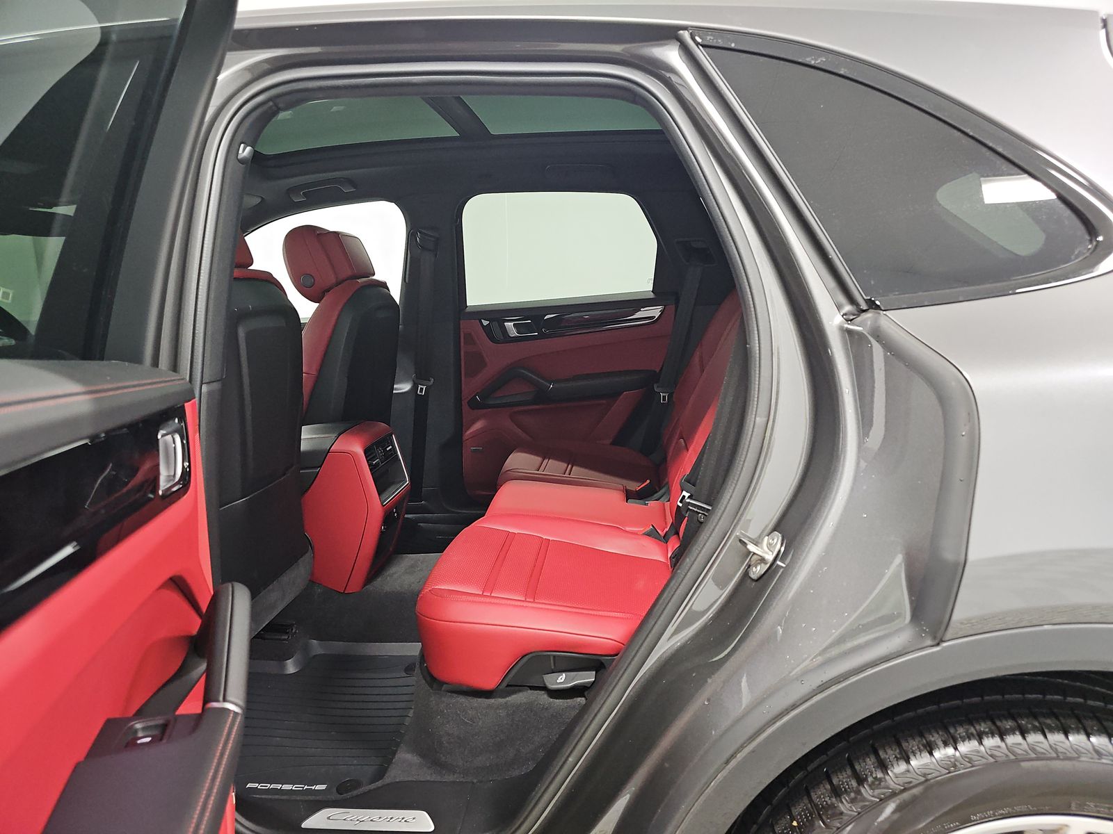 2022 Porsche Cayenne Base AWD