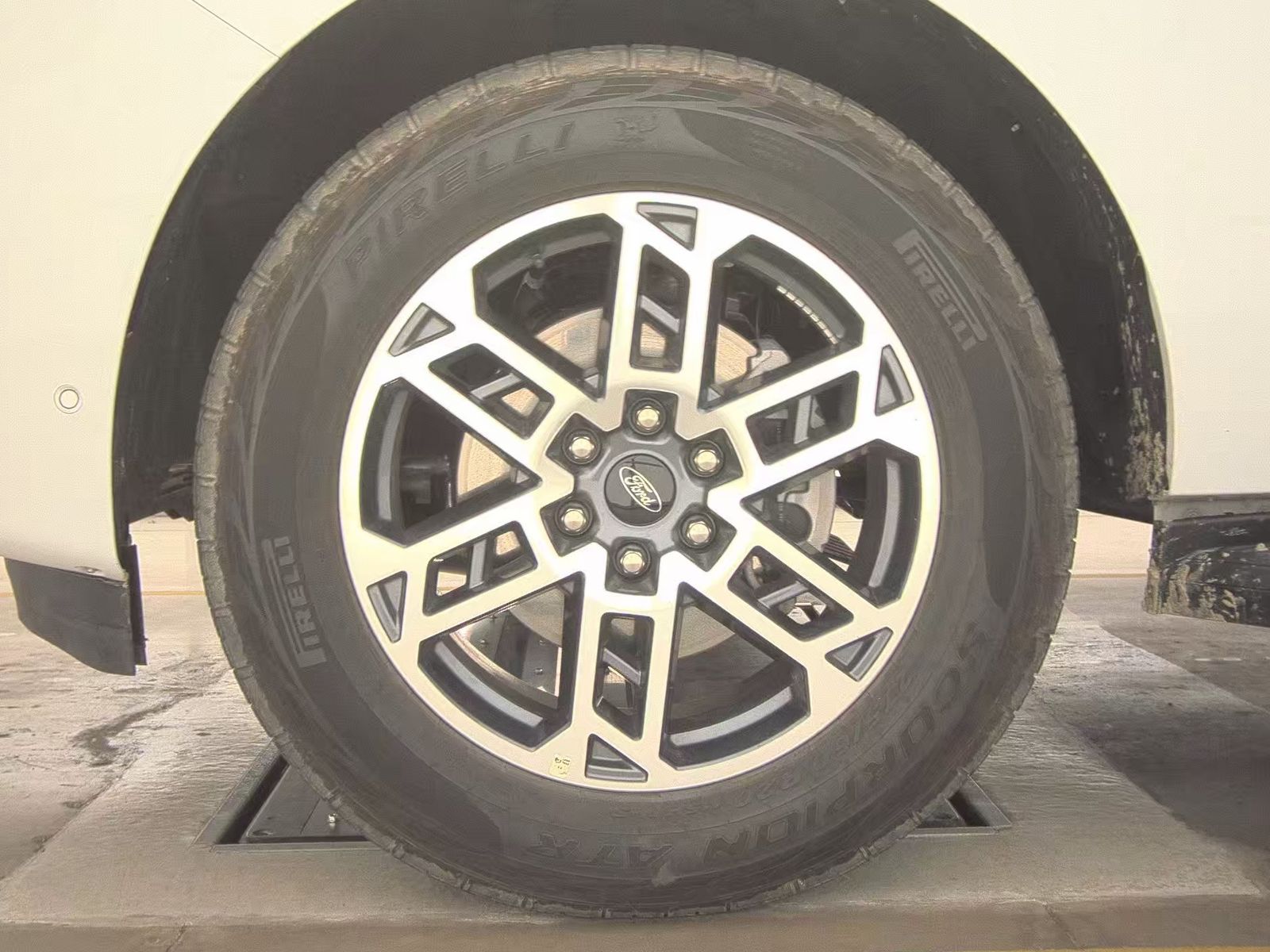 FORD EXPEDITION - 10