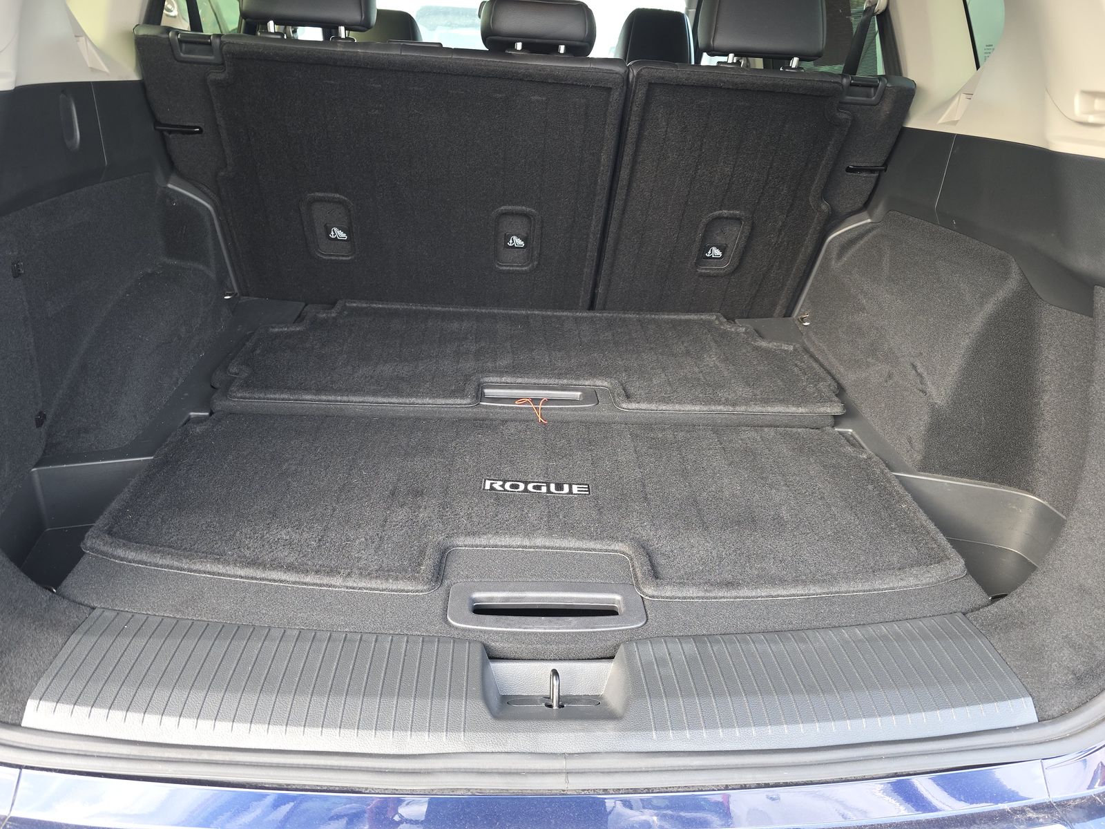 2025 Nissan Rogue SL FWD