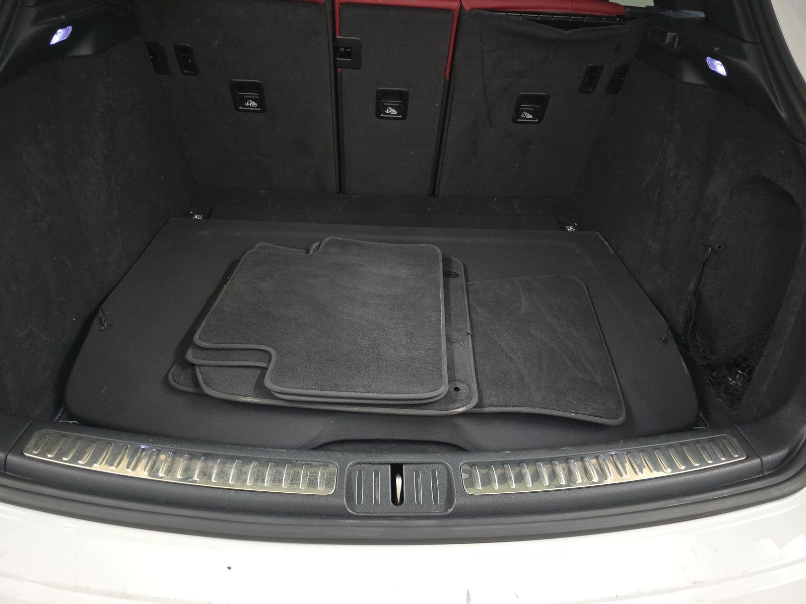 2023 Porsche Macan T AWD