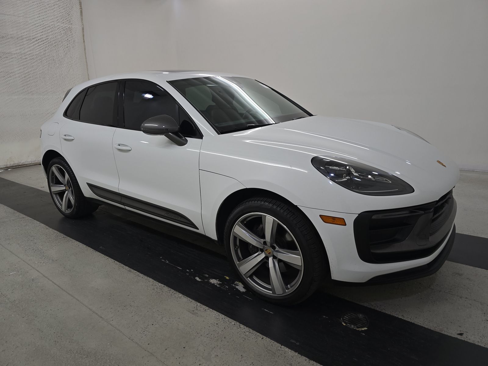 2023 Porsche Macan T AWD