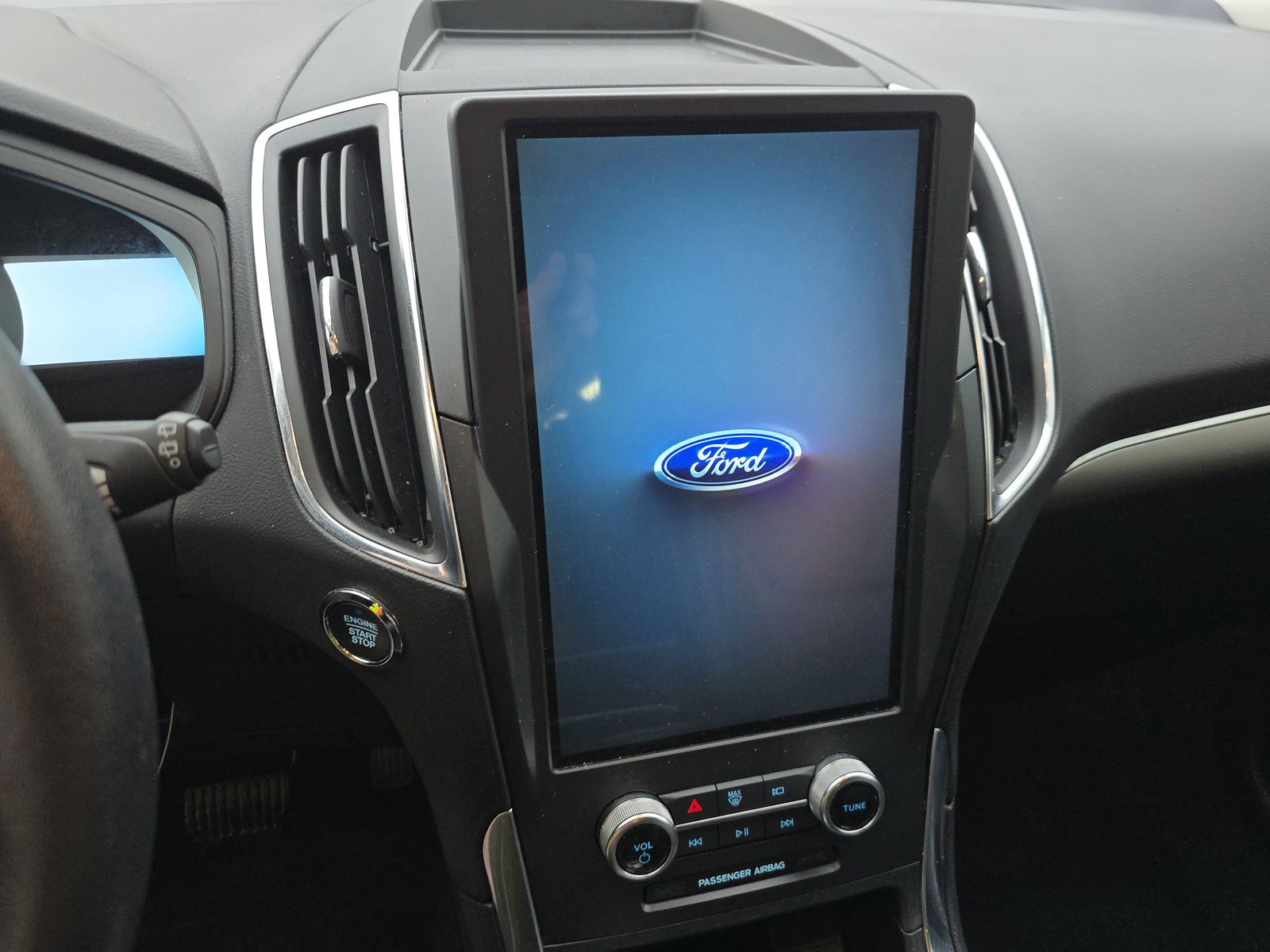 2024 Ford Edge Titanium AWD