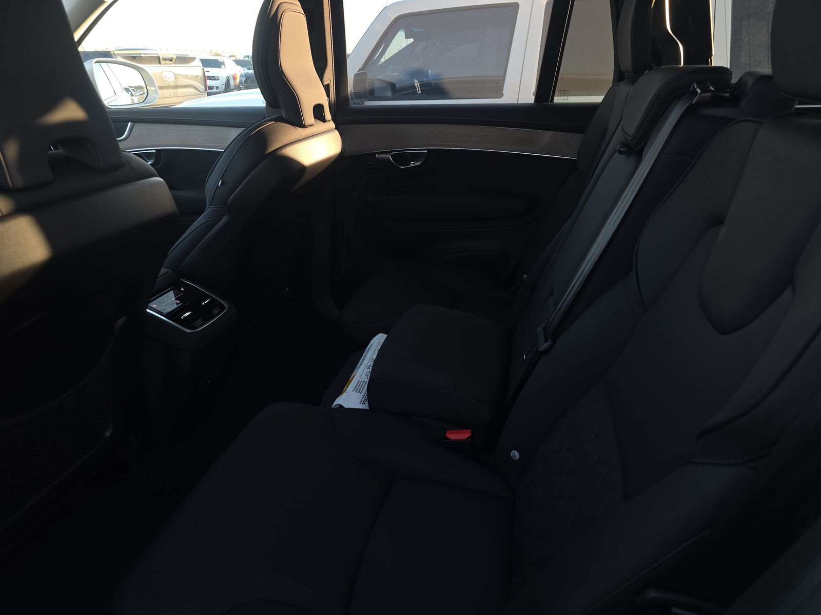 2025 Volvo XC90 B5 Plus AWD