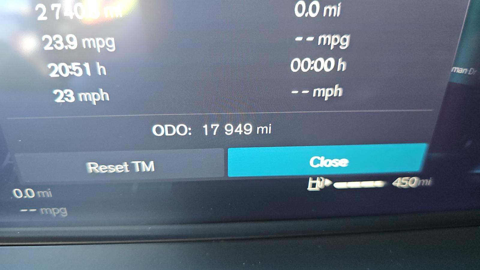 2025 Volvo XC90 B5 Plus AWD