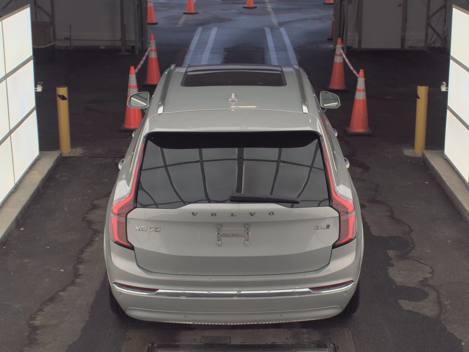 2025 Volvo XC90 B5 Plus AWD