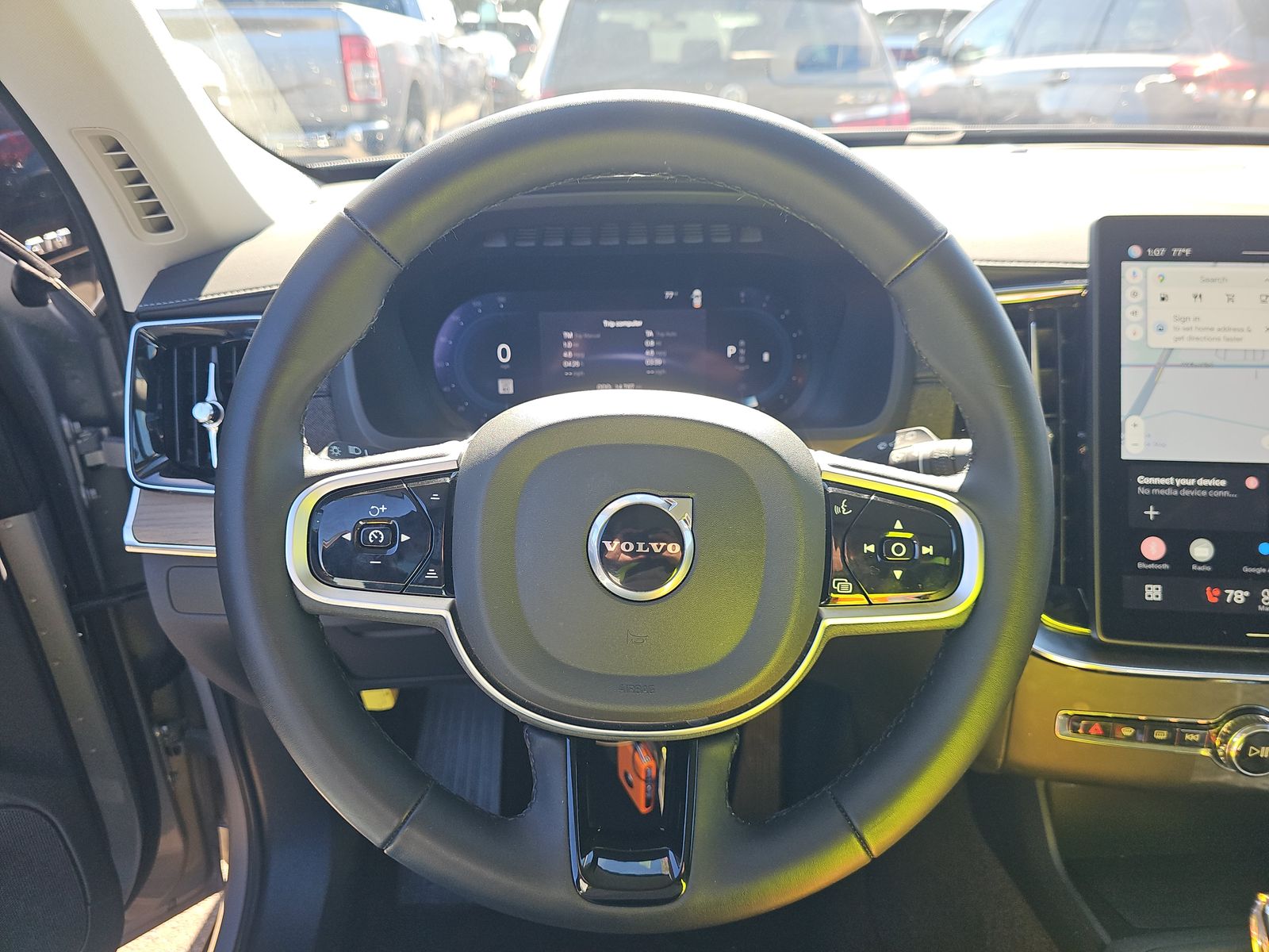 2025 Volvo XC90 B6 Plus AWD