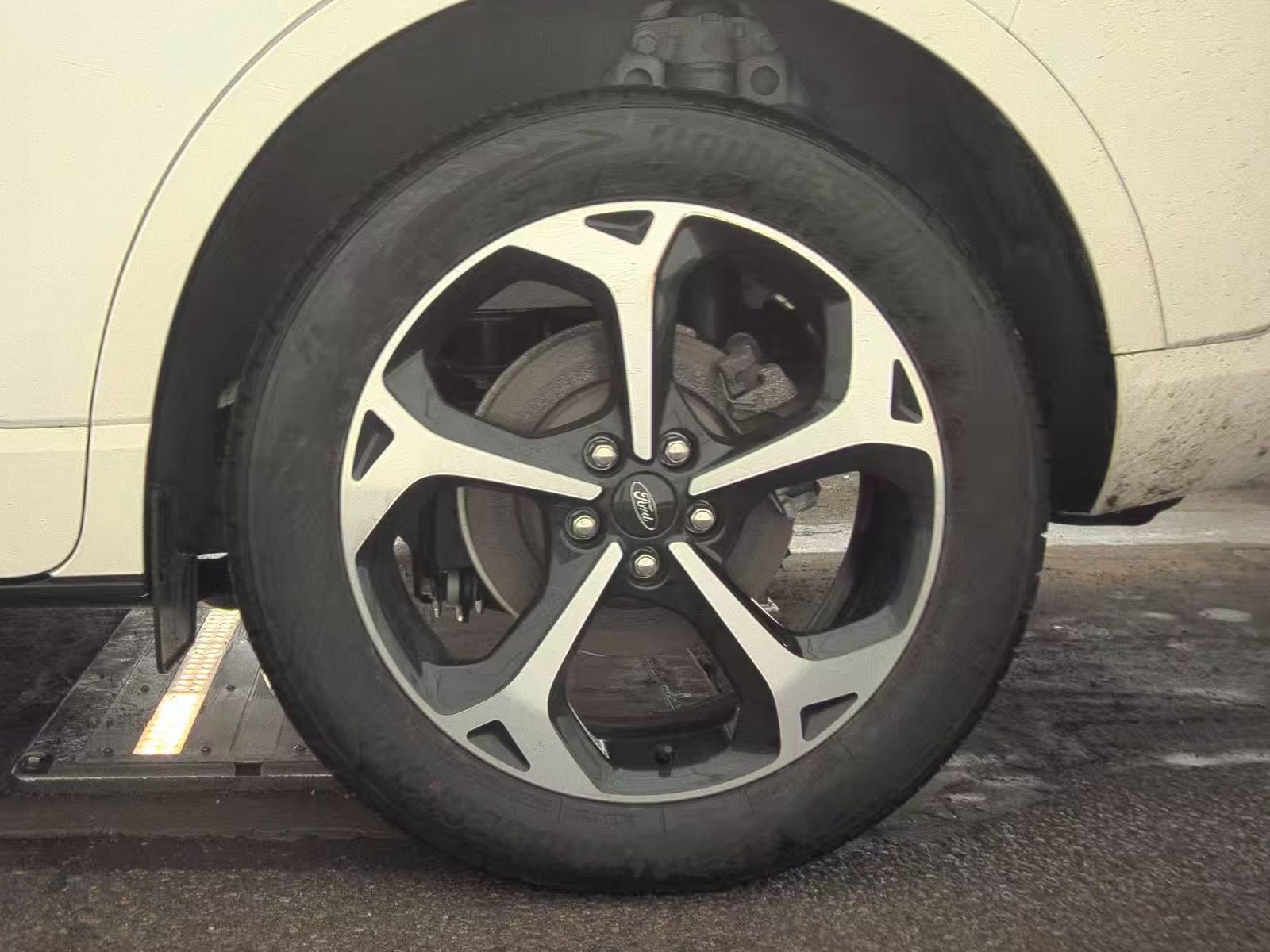 2024 Ford Escape ST-Line Select AWD