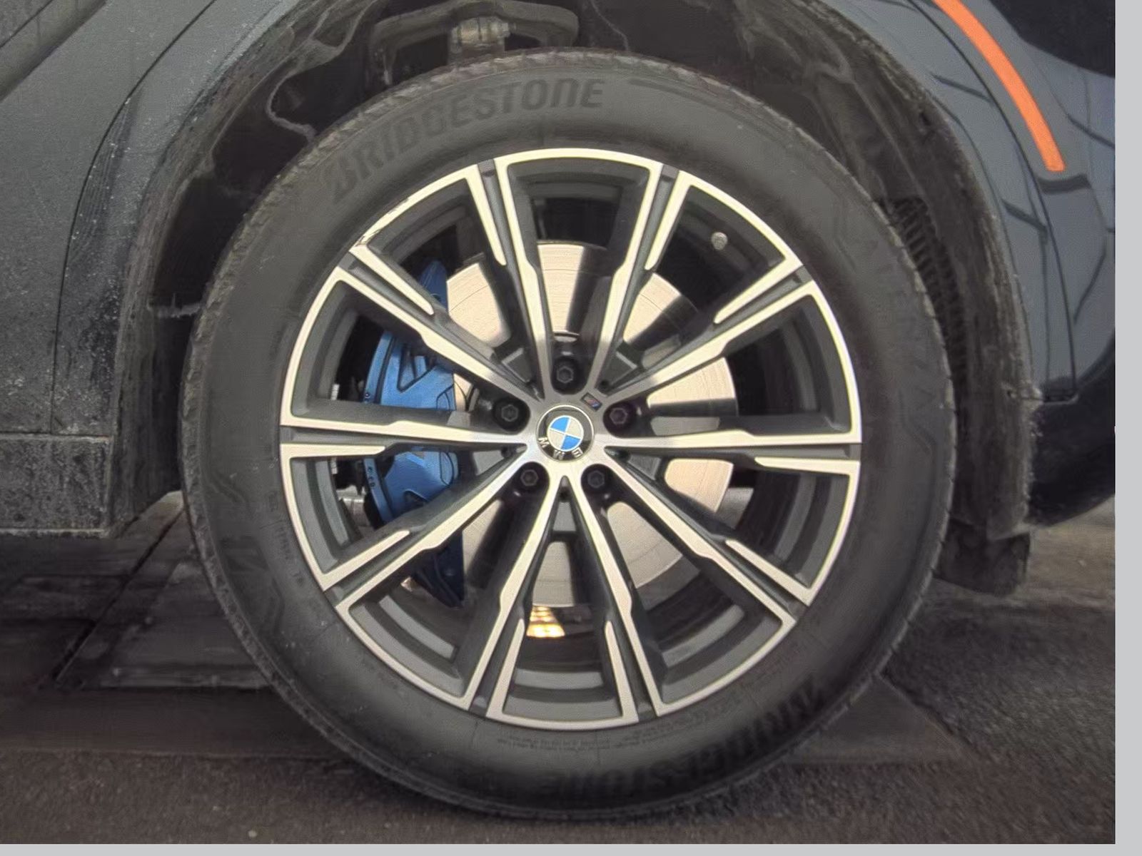 2026 BMW X6 xDrive40i AWD