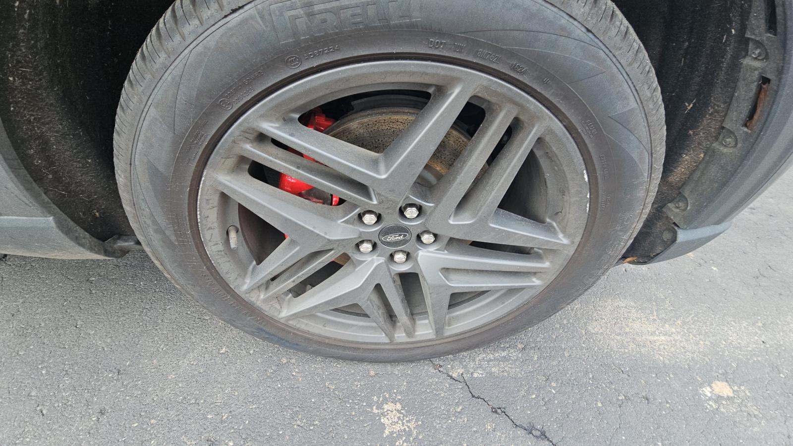 2025 Ford Explorer ST-Line AWD