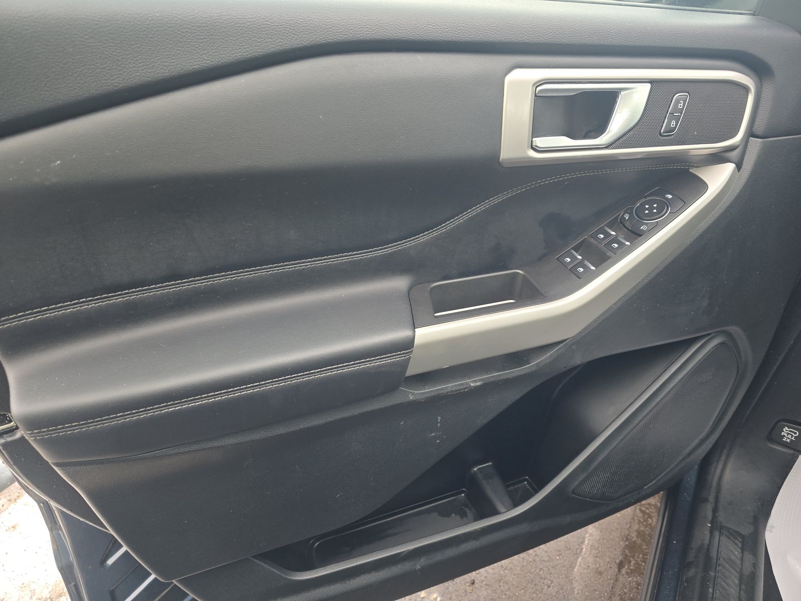 2024 Ford Explorer XLT AWD