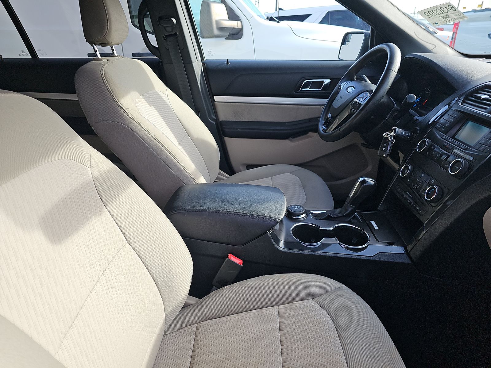 FORD EXPLORER - 9