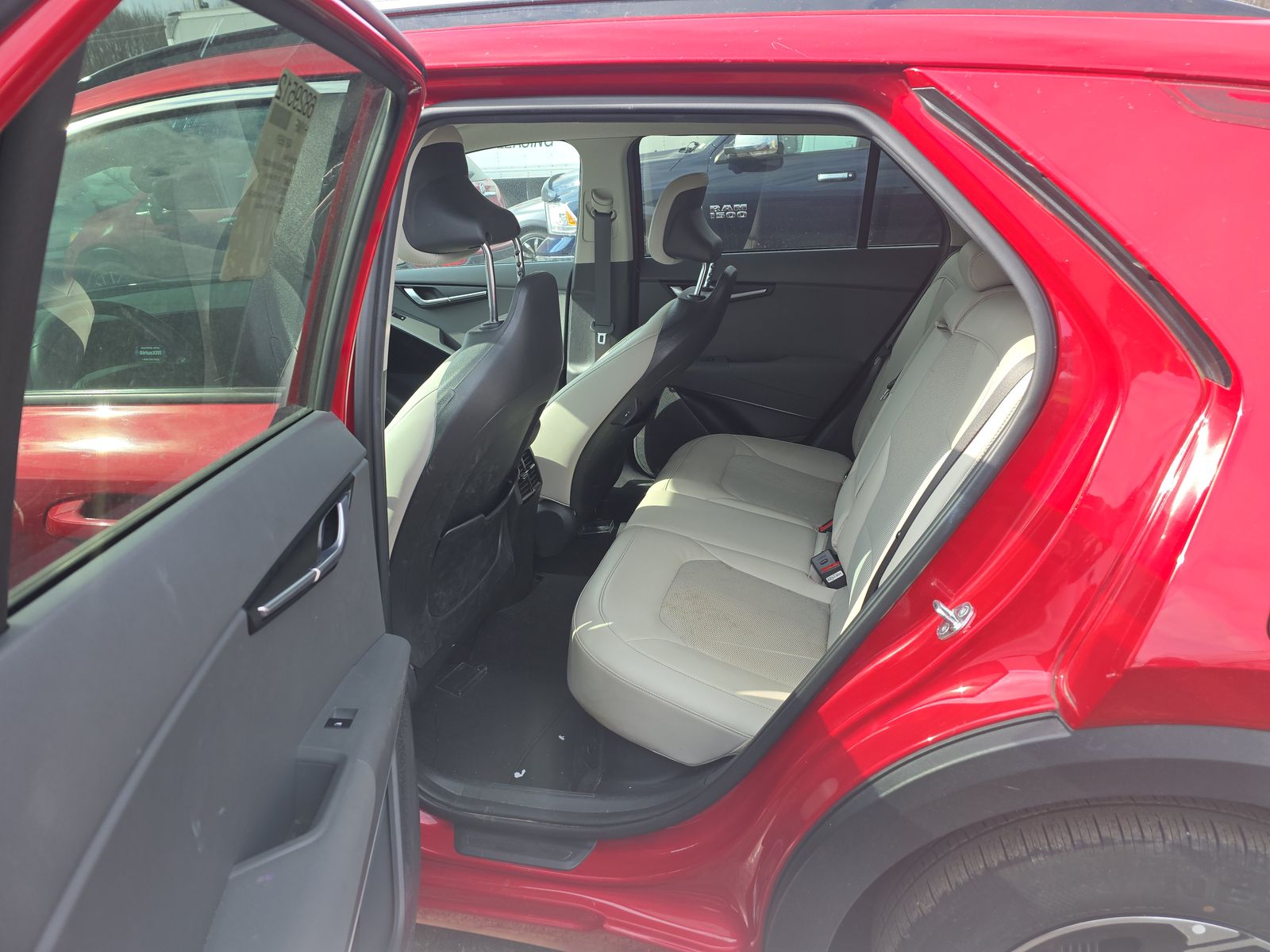 2023 Kia Niro EX FWD