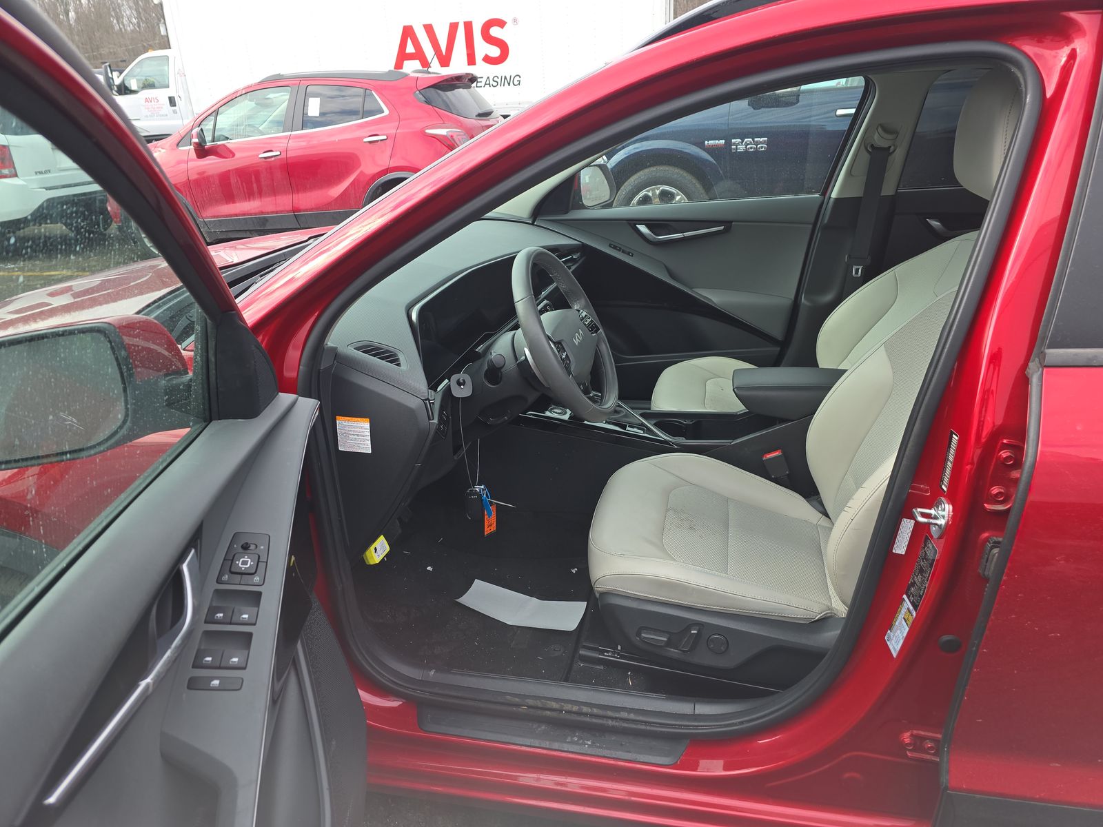 2023 Kia Niro EX FWD