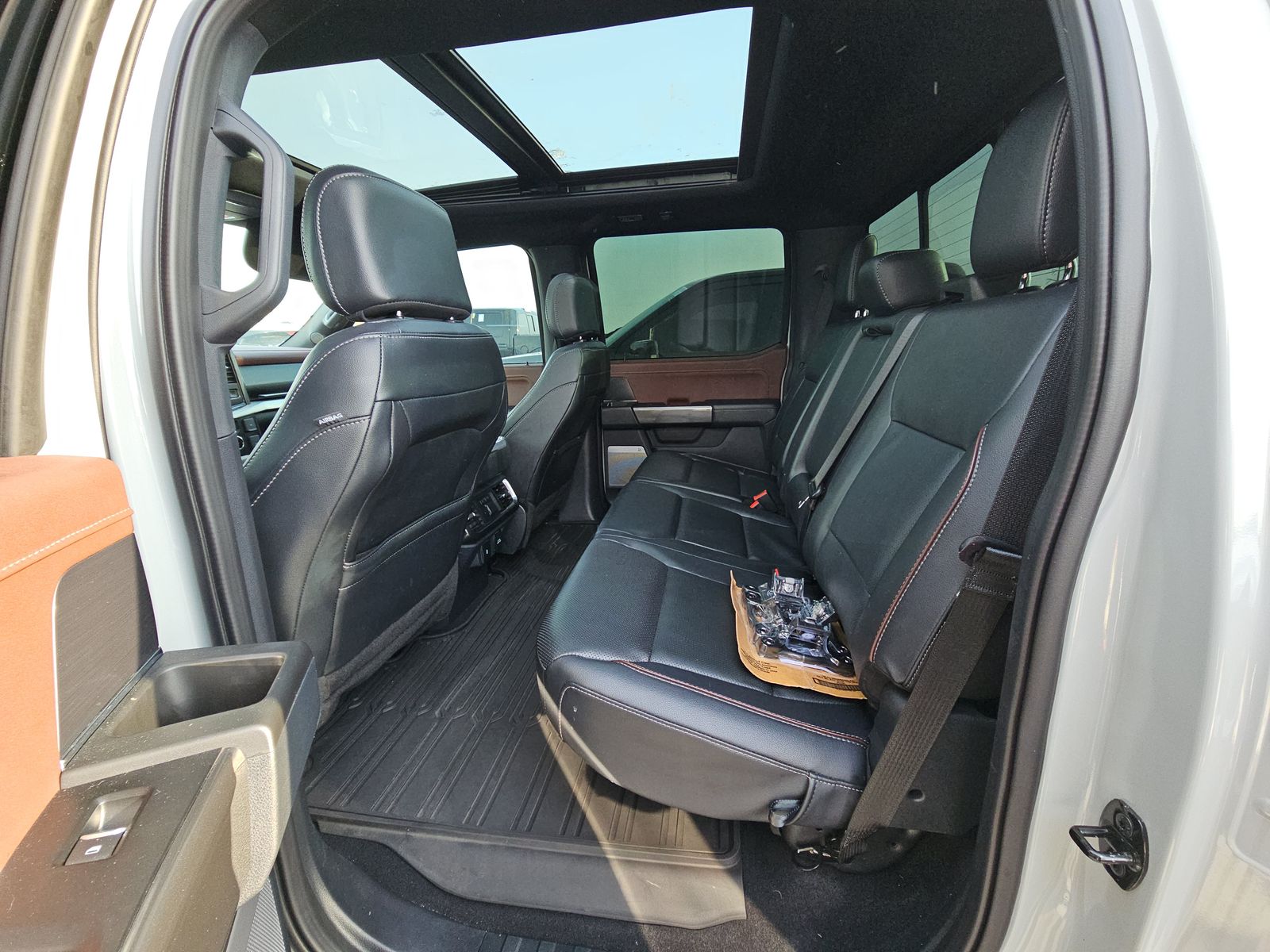 2023 Ford F-150 Lariat AWD