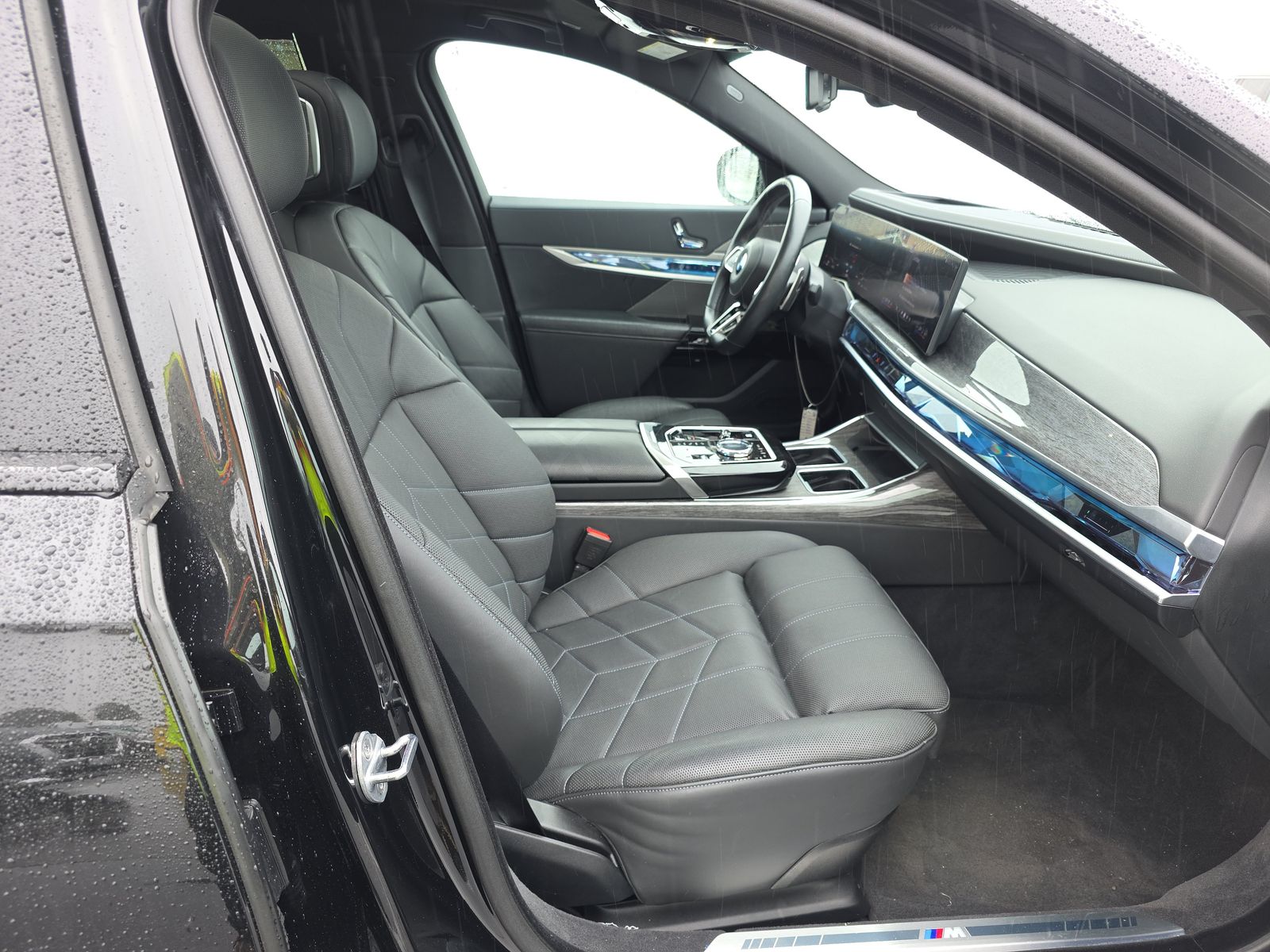 2025 BMW 7 Series 740i xDrive AWD