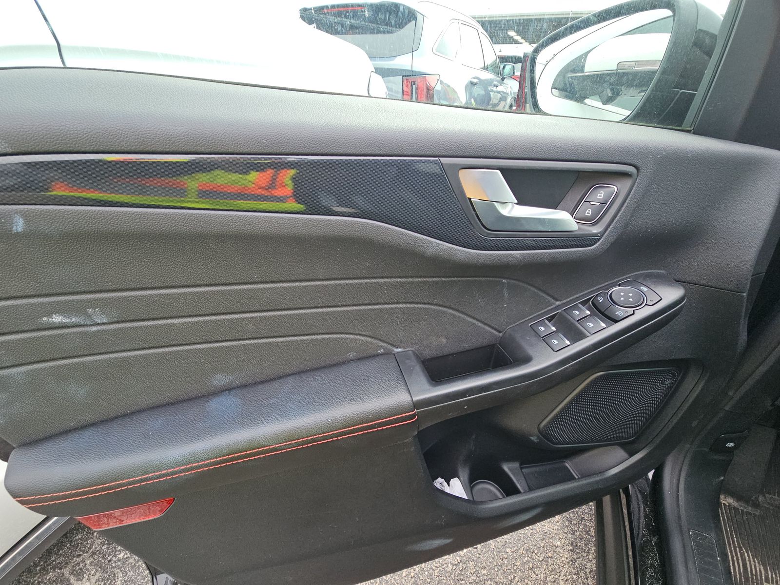 2025 Ford Escape Hybrid ST-Line Elite AWD