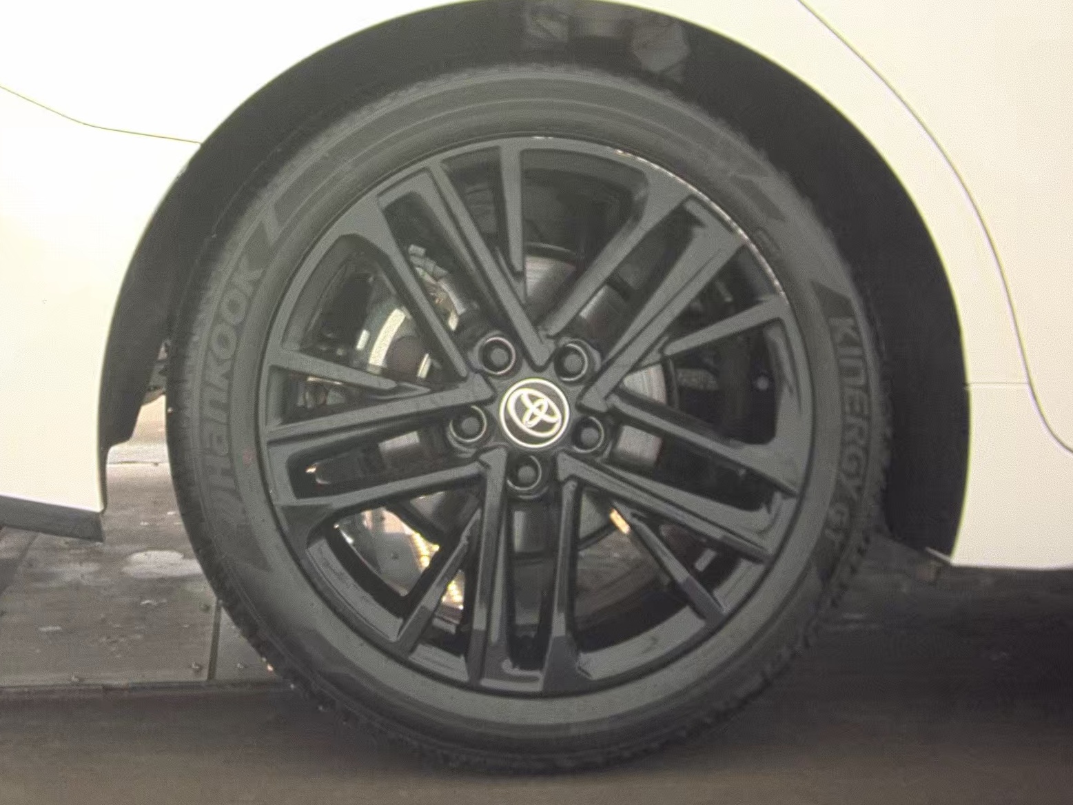 2025 Toyota Camry SE FWD