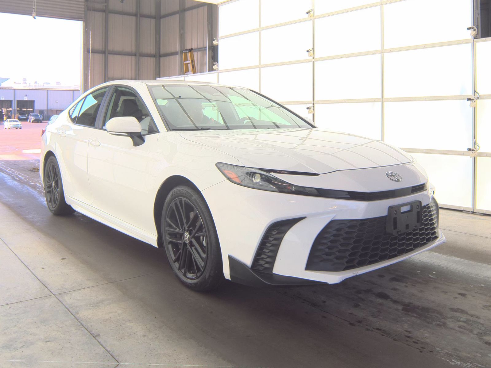 2025 Toyota Camry SE FWD
